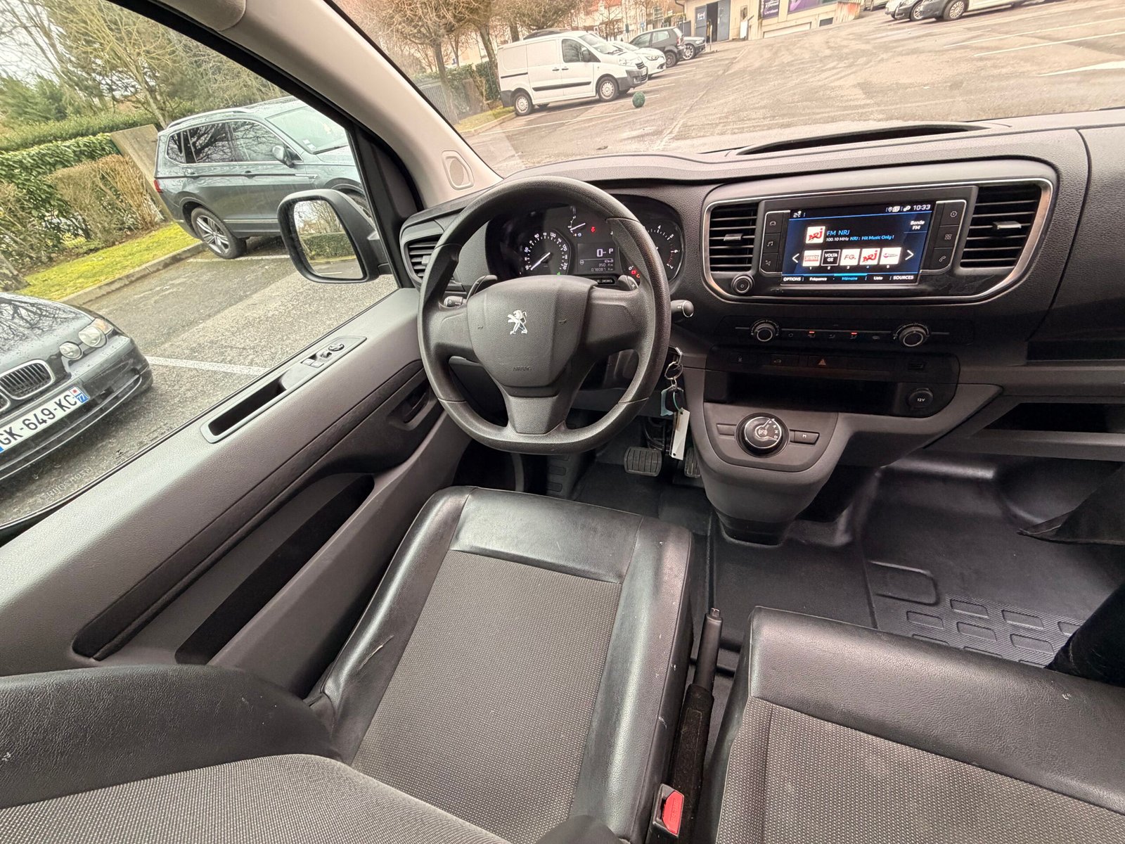 PEUGEOT Expert III VUL Standard 2.0 Blue HDi 16V Fourgon moyen EAT8 S&S 122 cv Boîte auto Asphalt