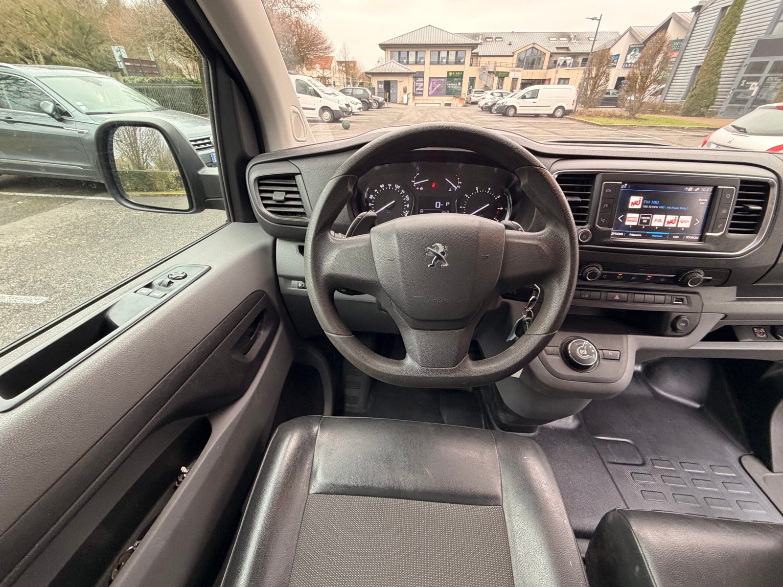 PEUGEOT Expert III VUL Standard 2.0 Blue HDi 16V Fourgon moyen EAT8 S&S 122 cv Boîte auto Asphalt