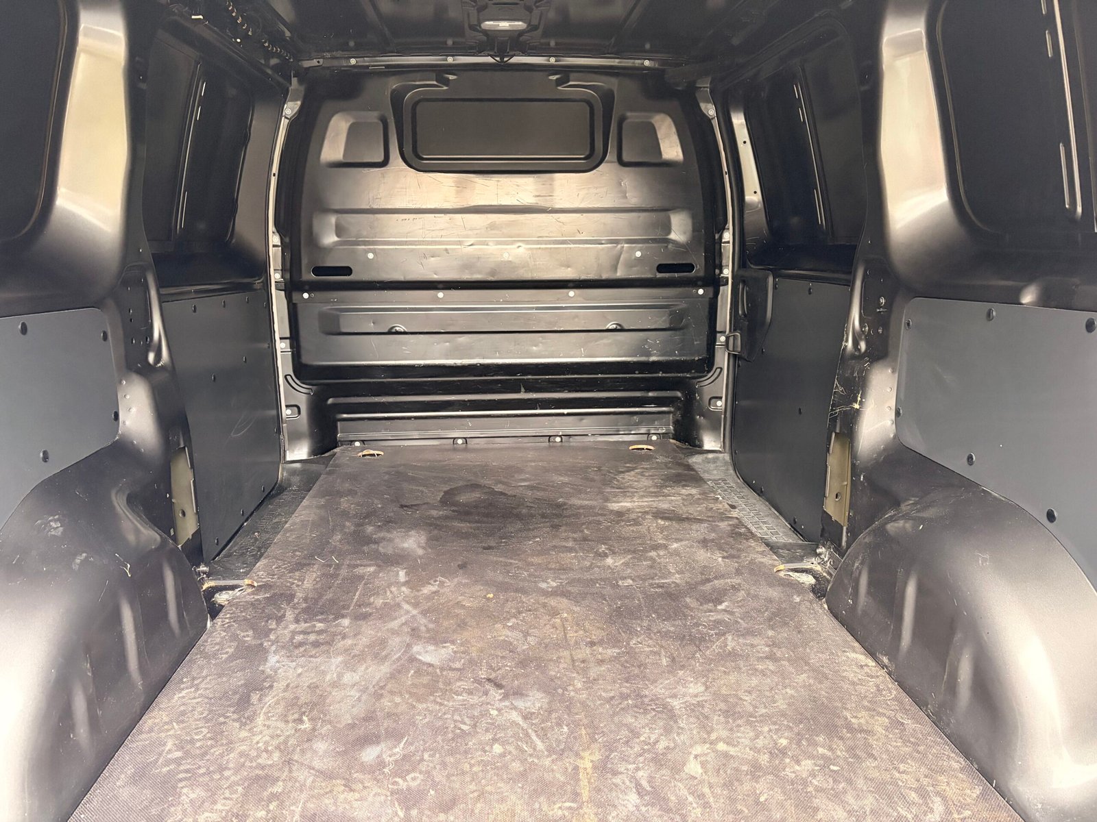 PEUGEOT Expert III VUL Standard 2.0 Blue HDi 16V Fourgon moyen EAT8 S&S 122 cv Boîte auto Asphalt