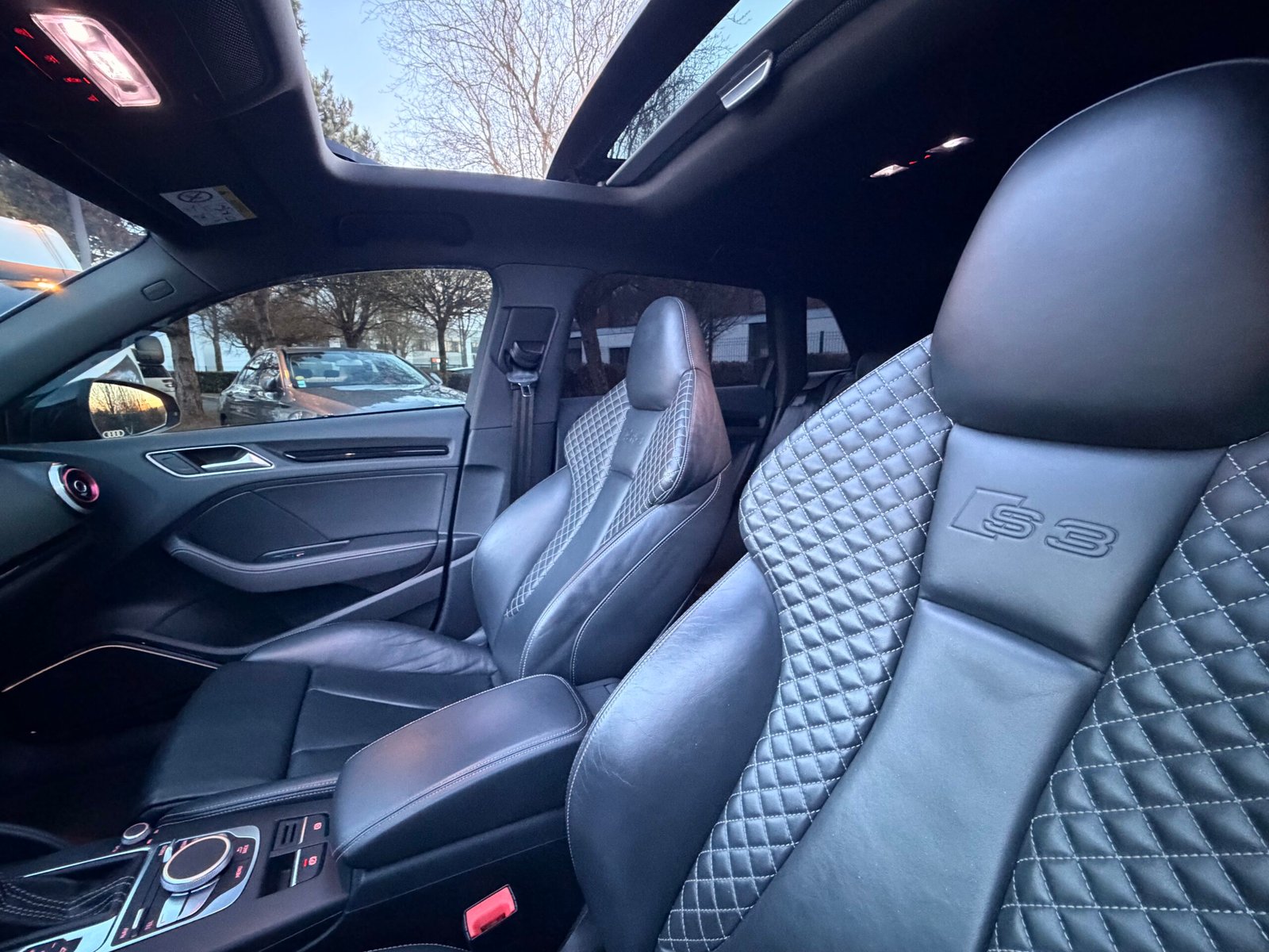 AUDI S3 Quattro Série 3 Sportback (8VA) 2.0 TFSi 16V S-Tronic6 300 cv Boîte auto