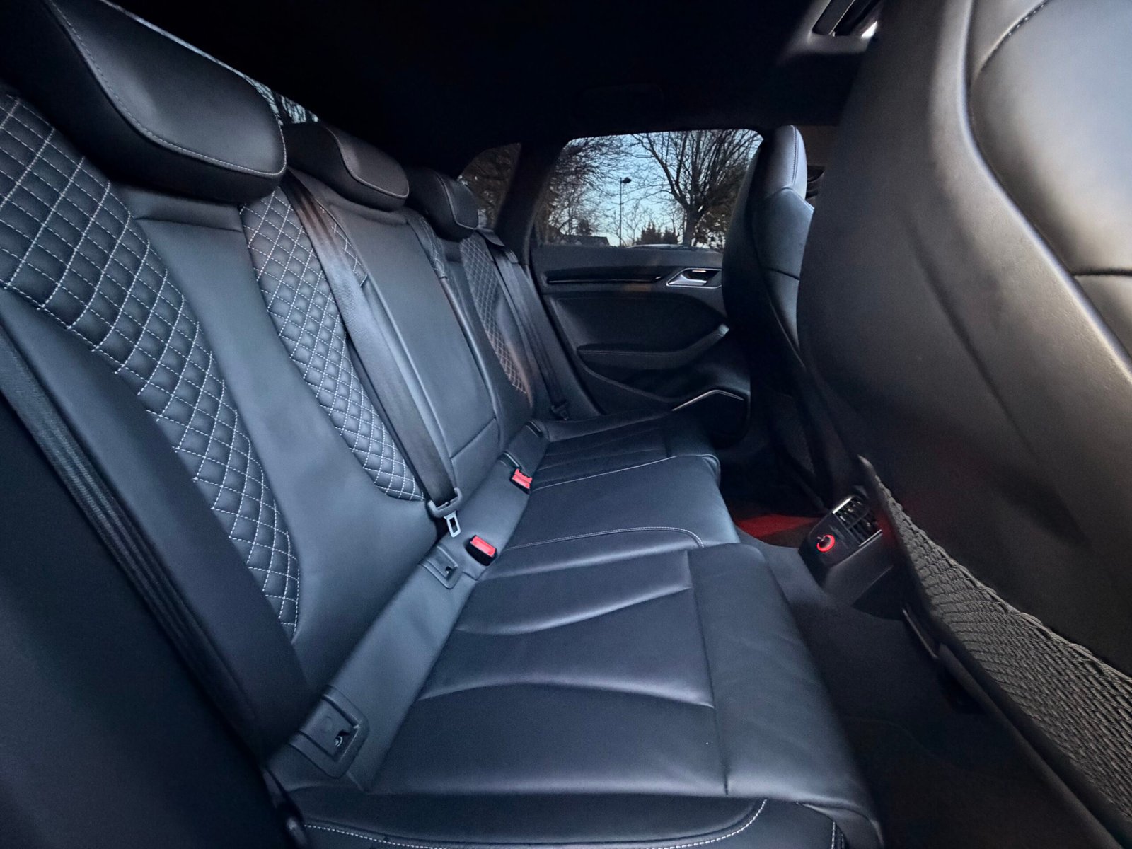 AUDI S3 Quattro Série 3 Sportback (8VA) 2.0 TFSi 16V S-Tronic6 300 cv Boîte auto