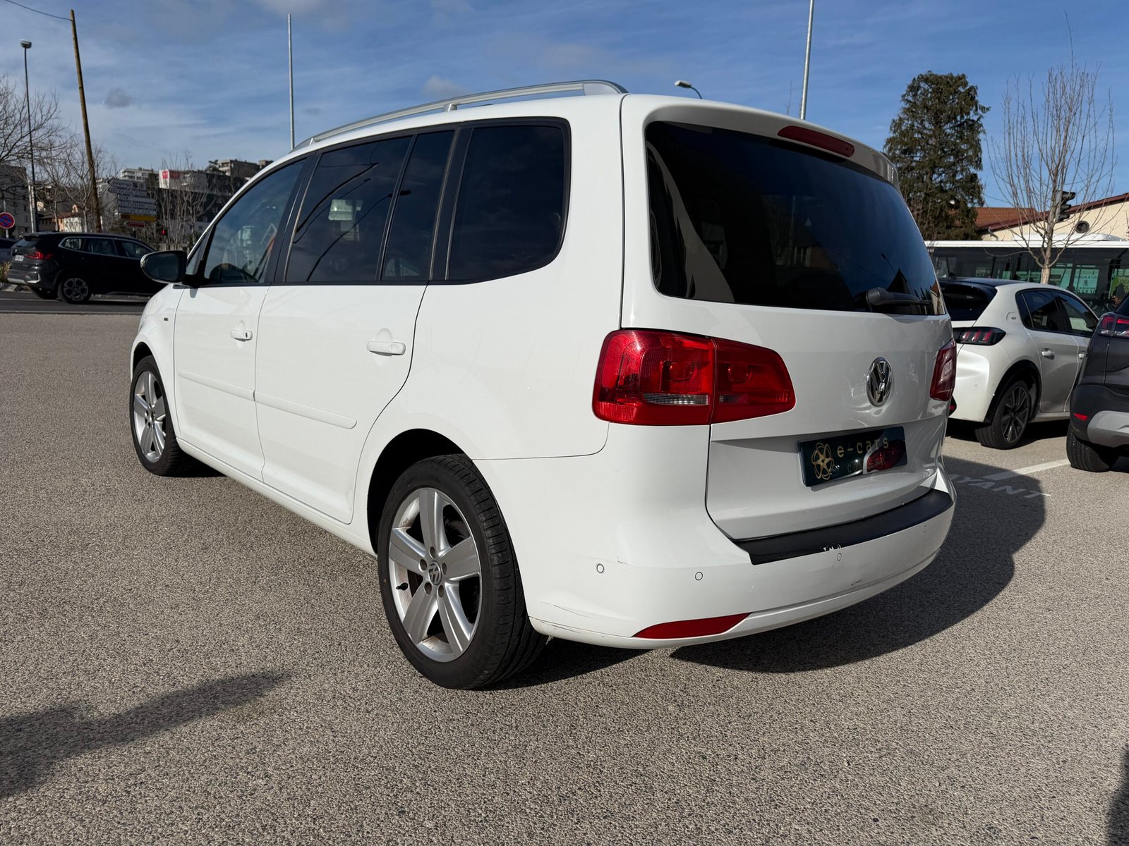 VOLKSWAGEN Touran 1 phase 3 2.0 TDi 140 ch