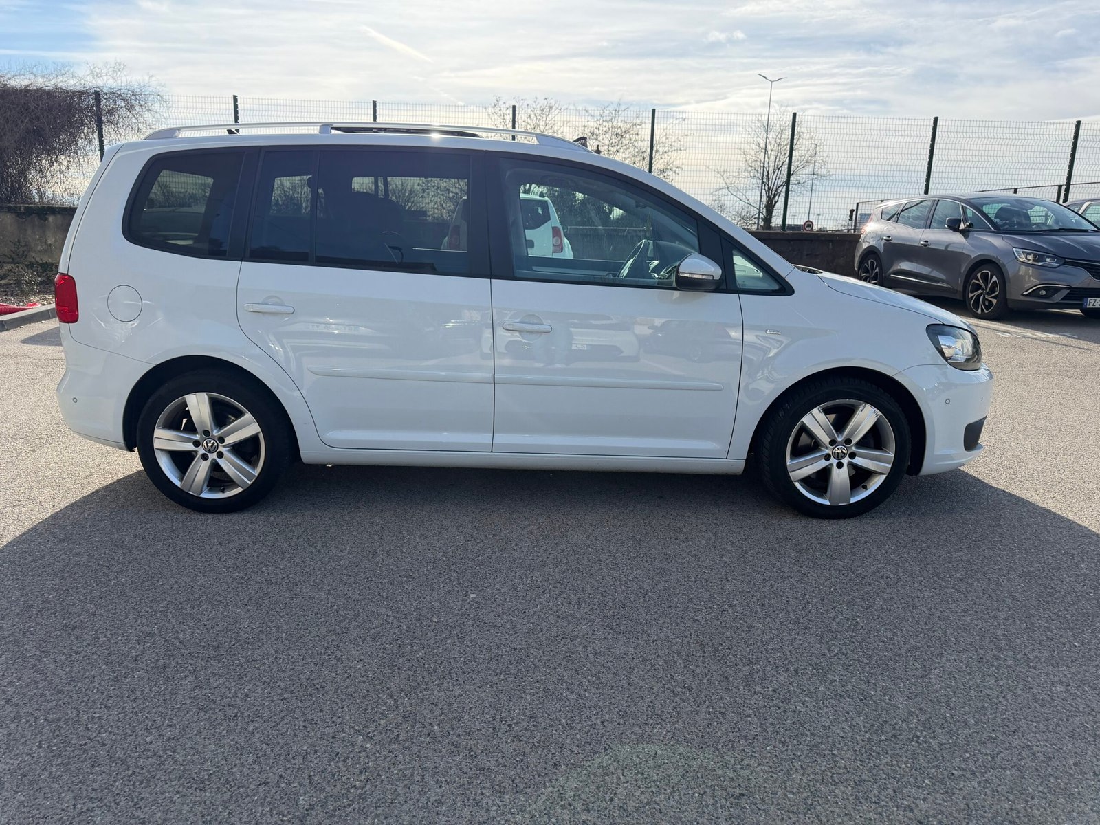 VOLKSWAGEN Touran 1 phase 3 2.0 TDi 140 ch