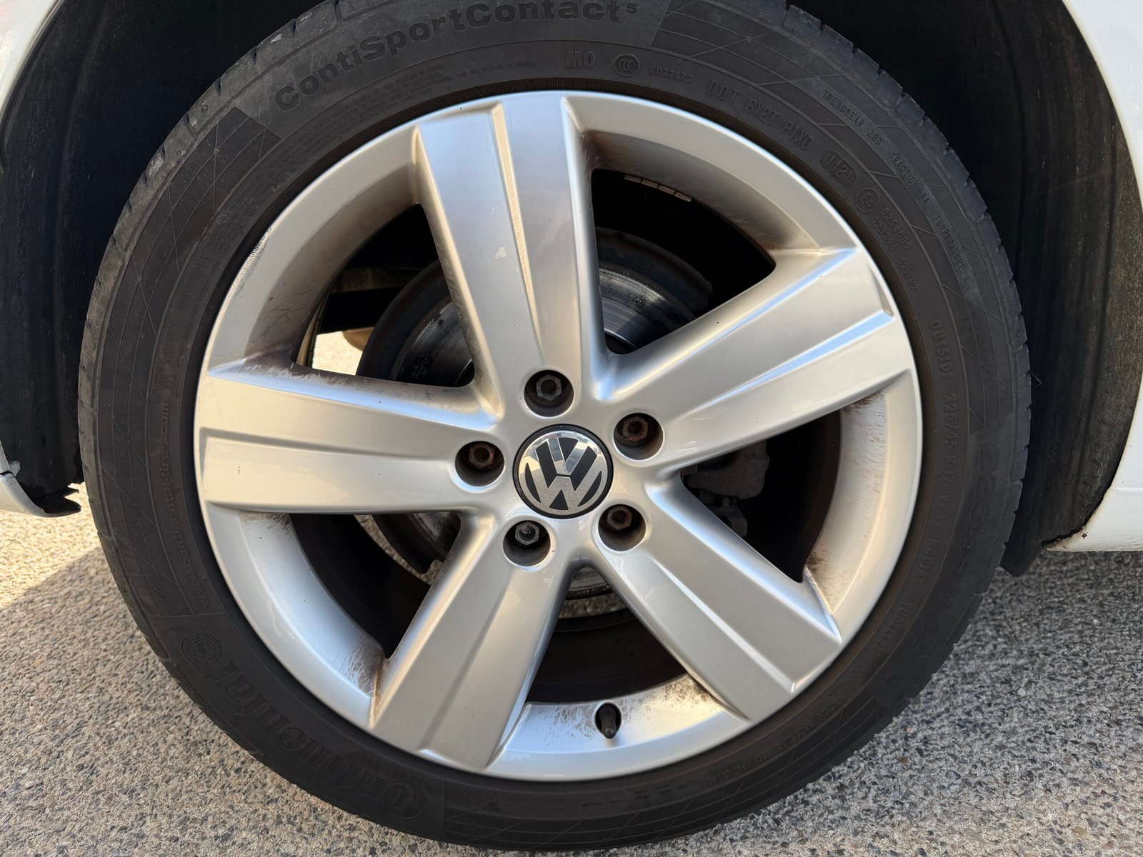 VOLKSWAGEN Touran 1 phase 3 2.0 TDi 140 ch