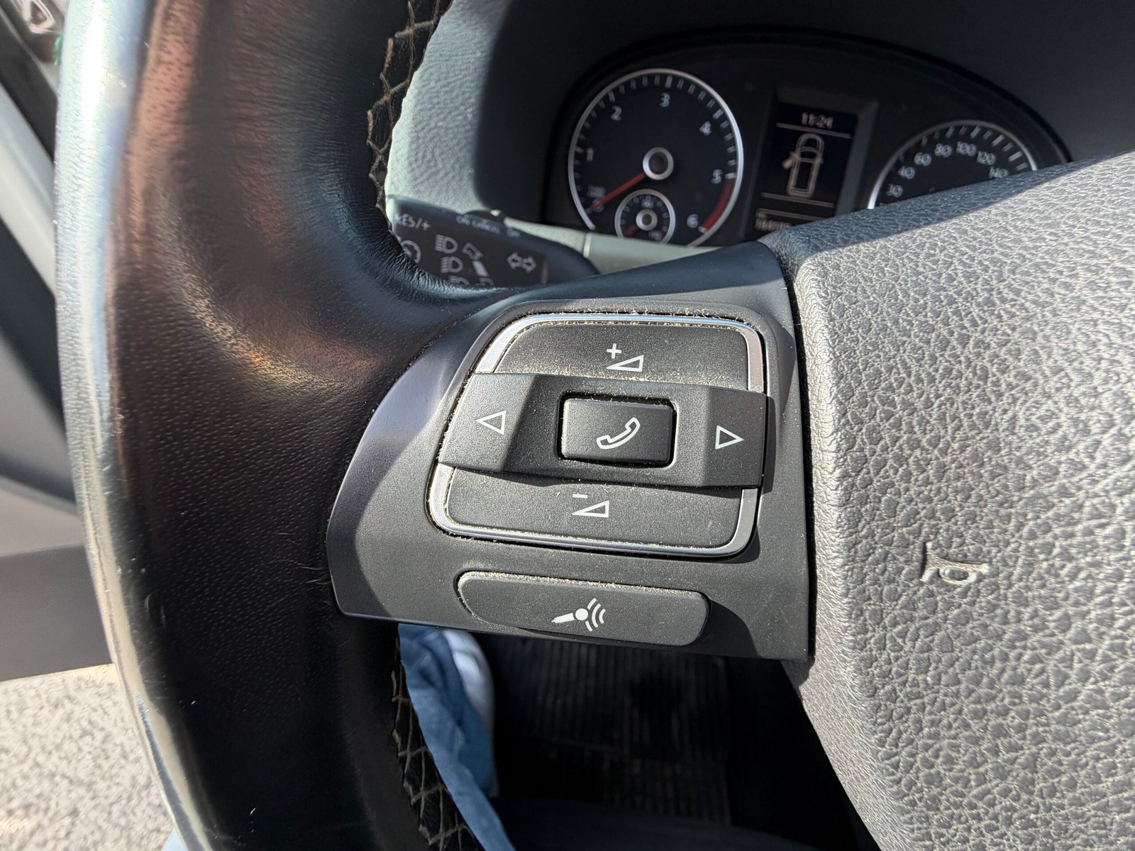 VOLKSWAGEN Touran 1 phase 3 2.0 TDi 140 ch