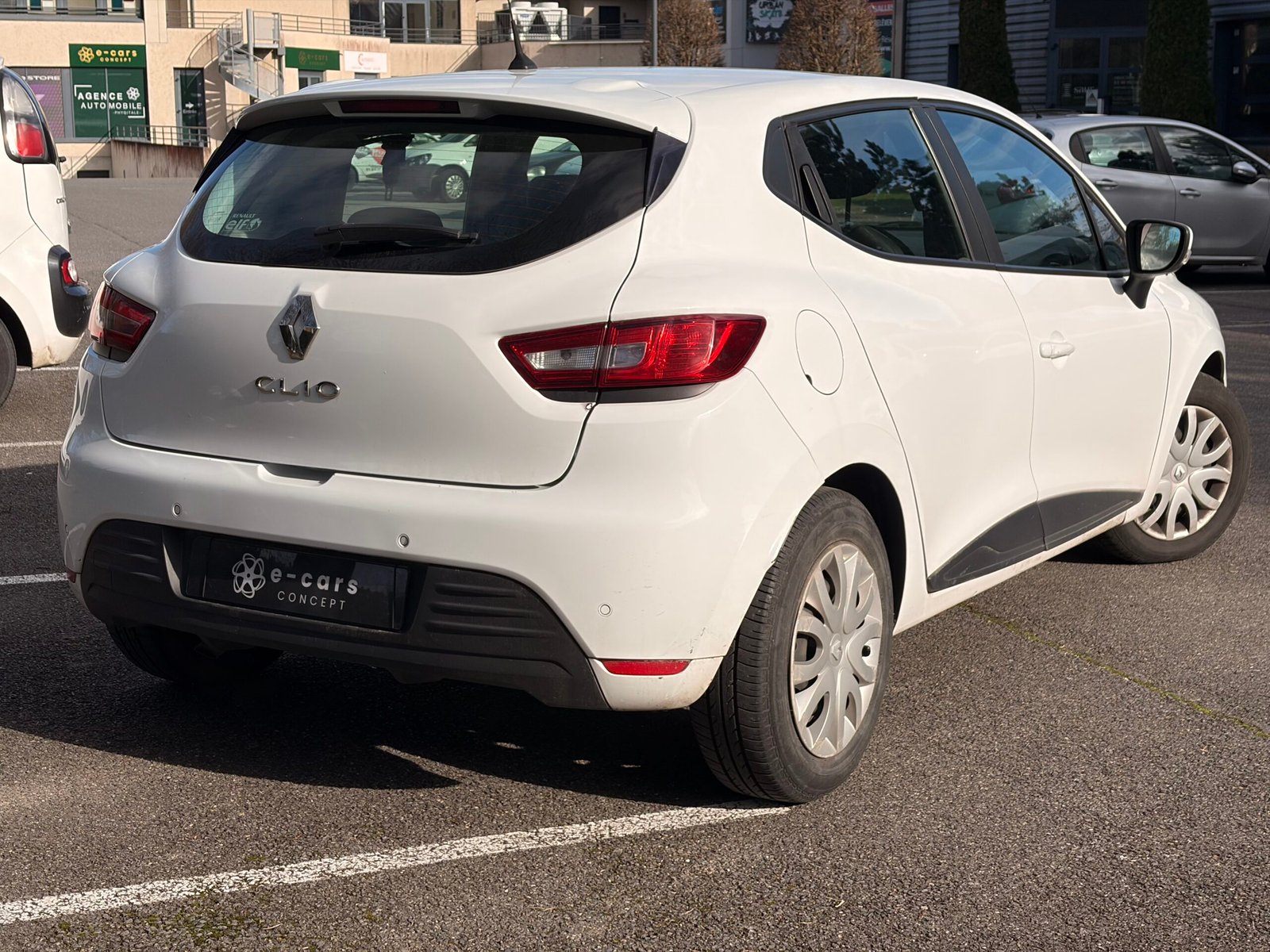RENAULT Clio IV 5 Portes Phase 2 1.5 dCi FAP Energy eco2 S&S 90 cv Business