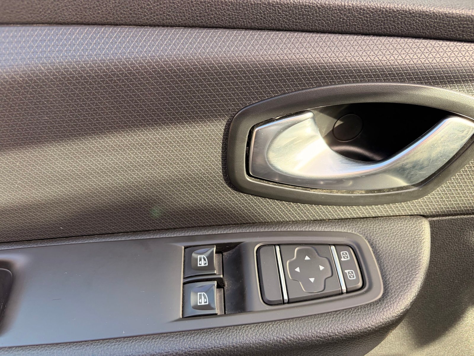 RENAULT Clio IV 5 Portes Phase 2 1.5 dCi FAP Energy eco2 S&S 90 cv Business