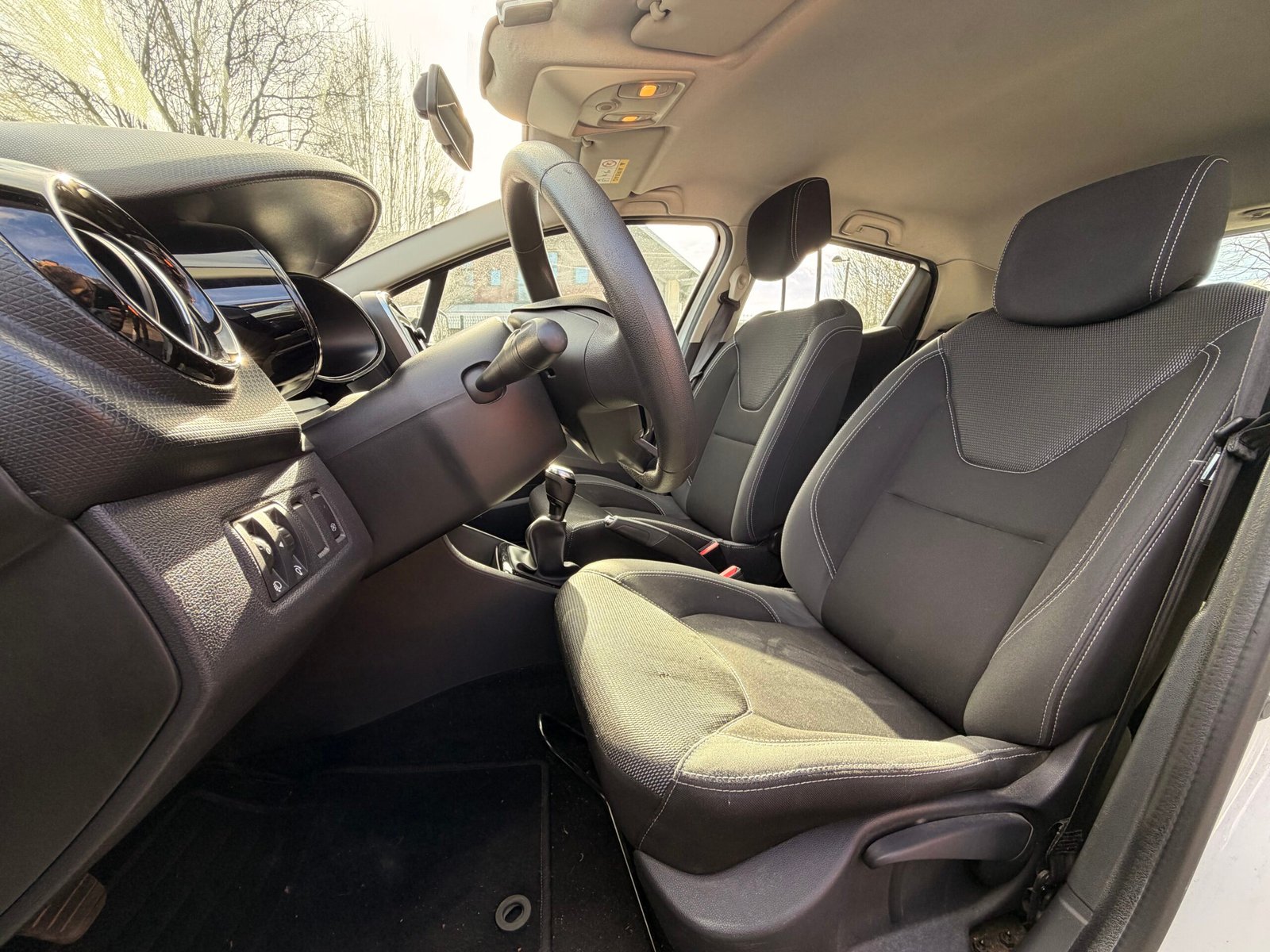 RENAULT Clio IV 5 Portes Phase 2 1.5 dCi FAP Energy eco2 S&S 90 cv Business