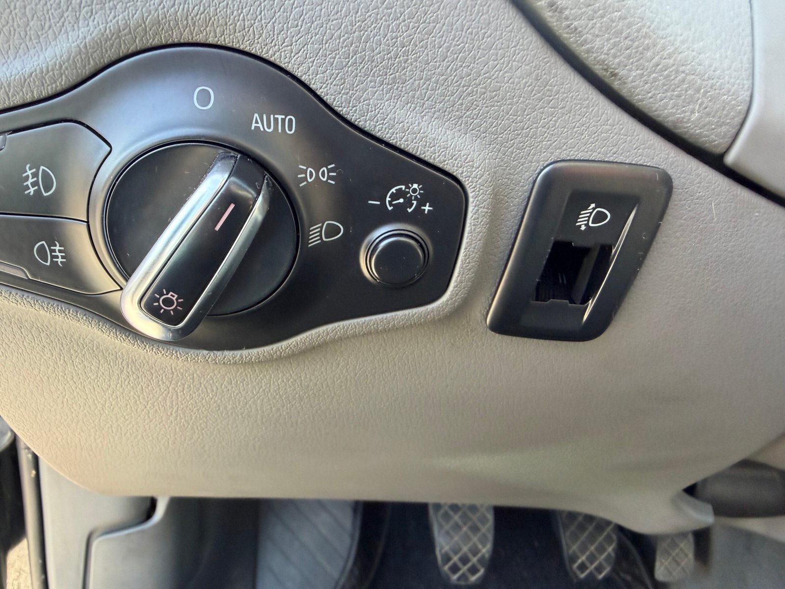 AUDI Q5 2.0 litres TDI QUATTRO 170CH