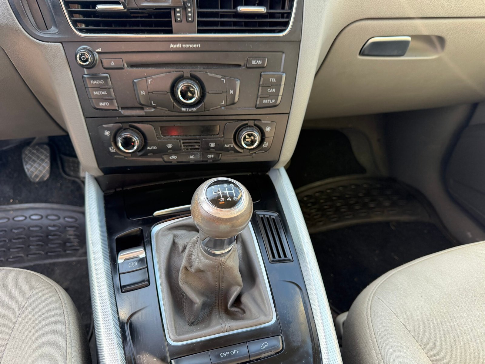 AUDI Q5 2.0 litres TDI QUATTRO 170CH