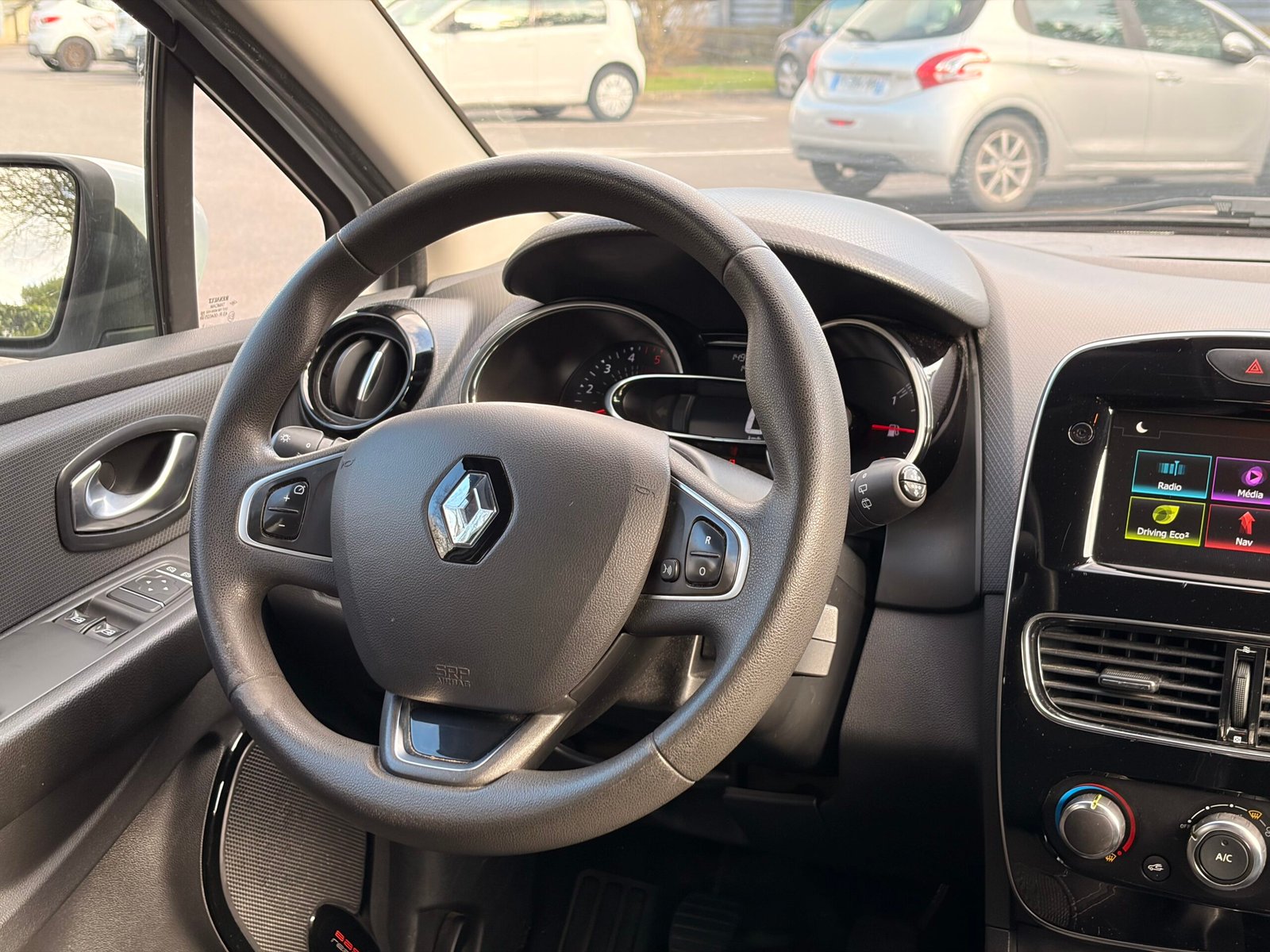 RENAULT Clio IV 5 Portes Phase 2 1.5 dCi FAP Energy eco2 S&S 90 cv Business