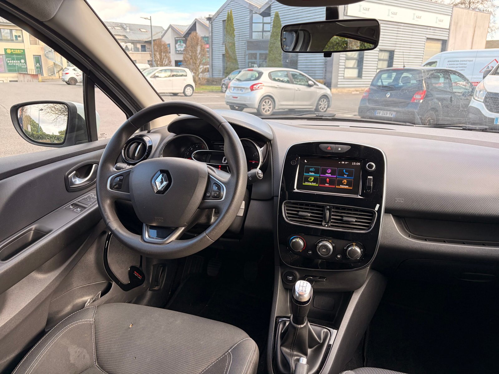 RENAULT Clio IV 5 Portes Phase 2 1.5 dCi FAP Energy eco2 S&S 90 cv Business