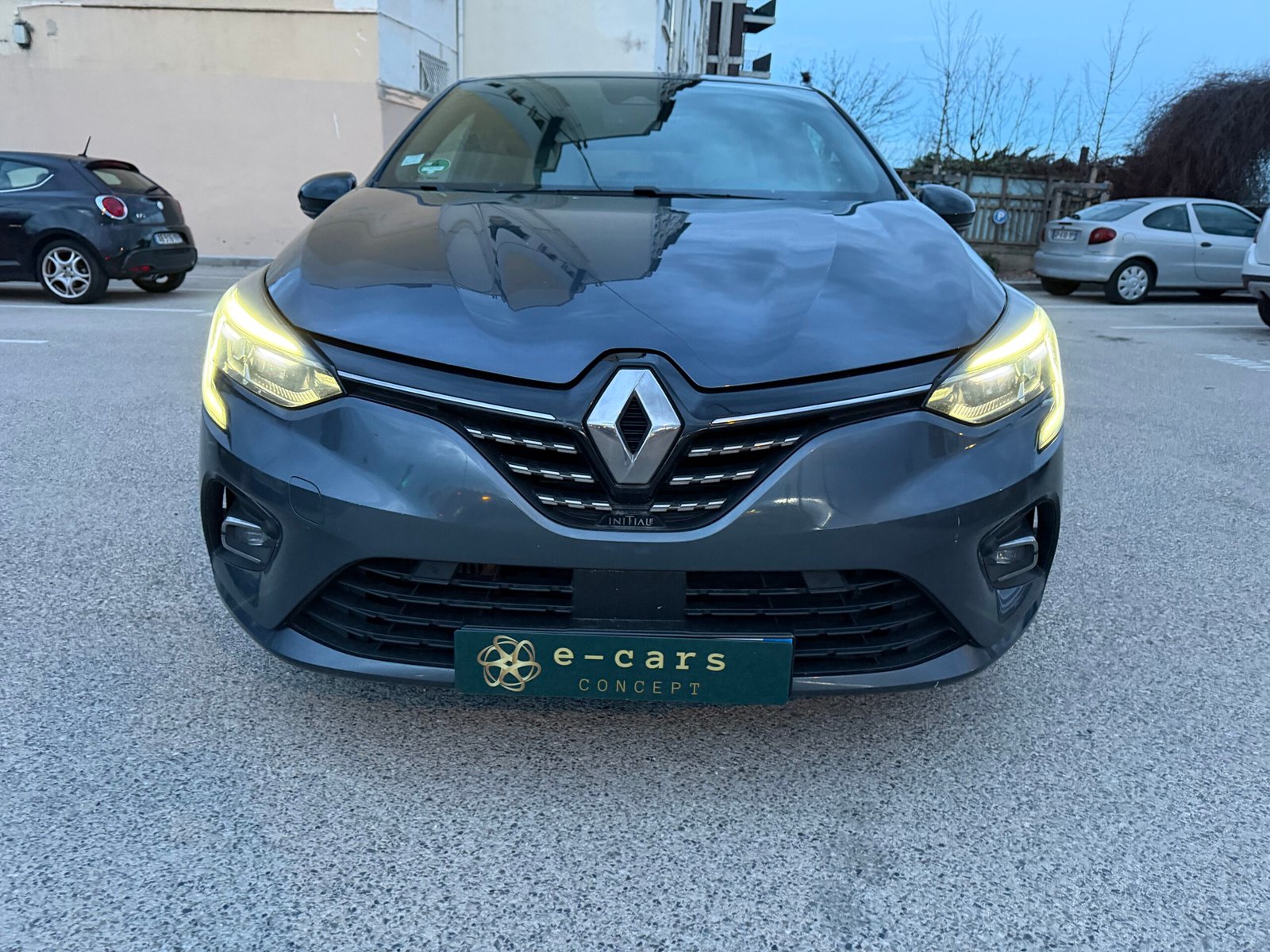 Renault Clio V INITIALE PARIS 1.0 tce 100ch