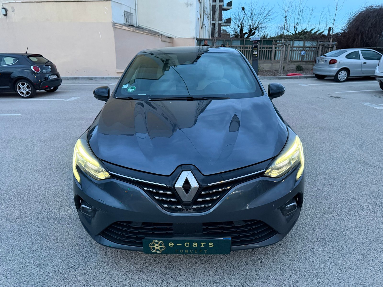 Renault Clio V INITIALE PARIS 1.0 tce 100ch