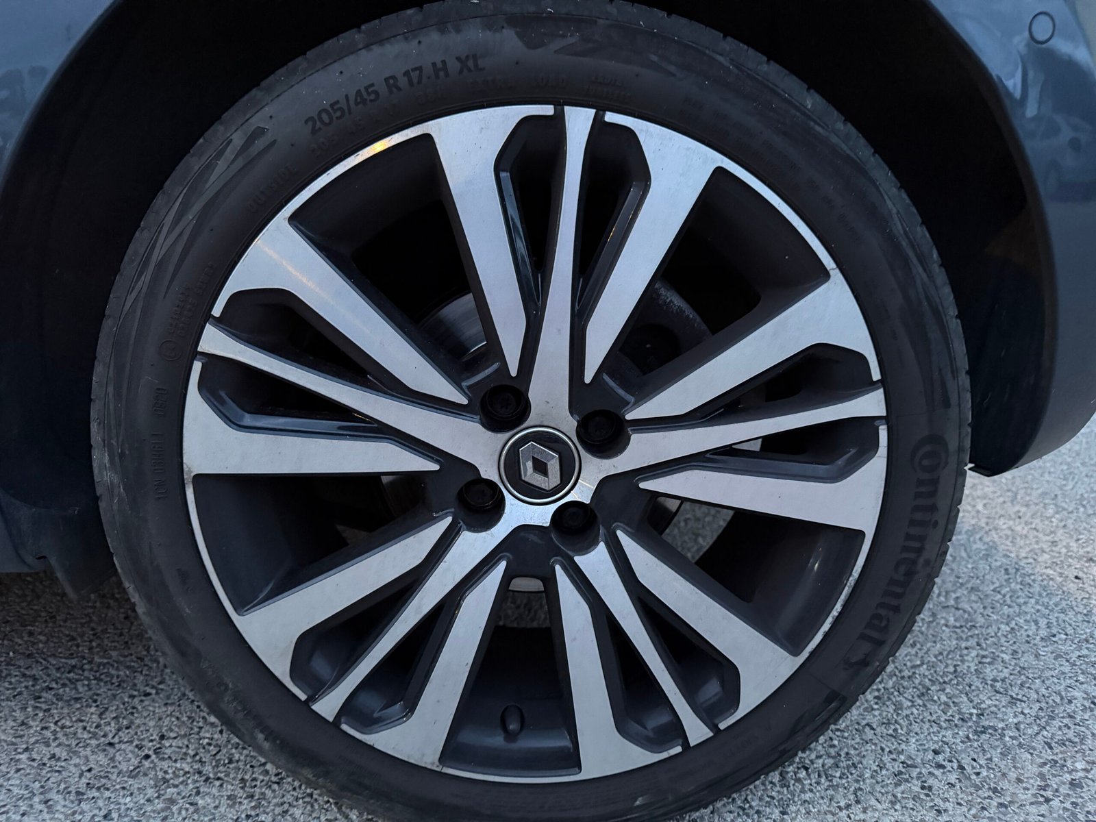 Renault Clio V INITIALE PARIS 1.0 tce 100ch