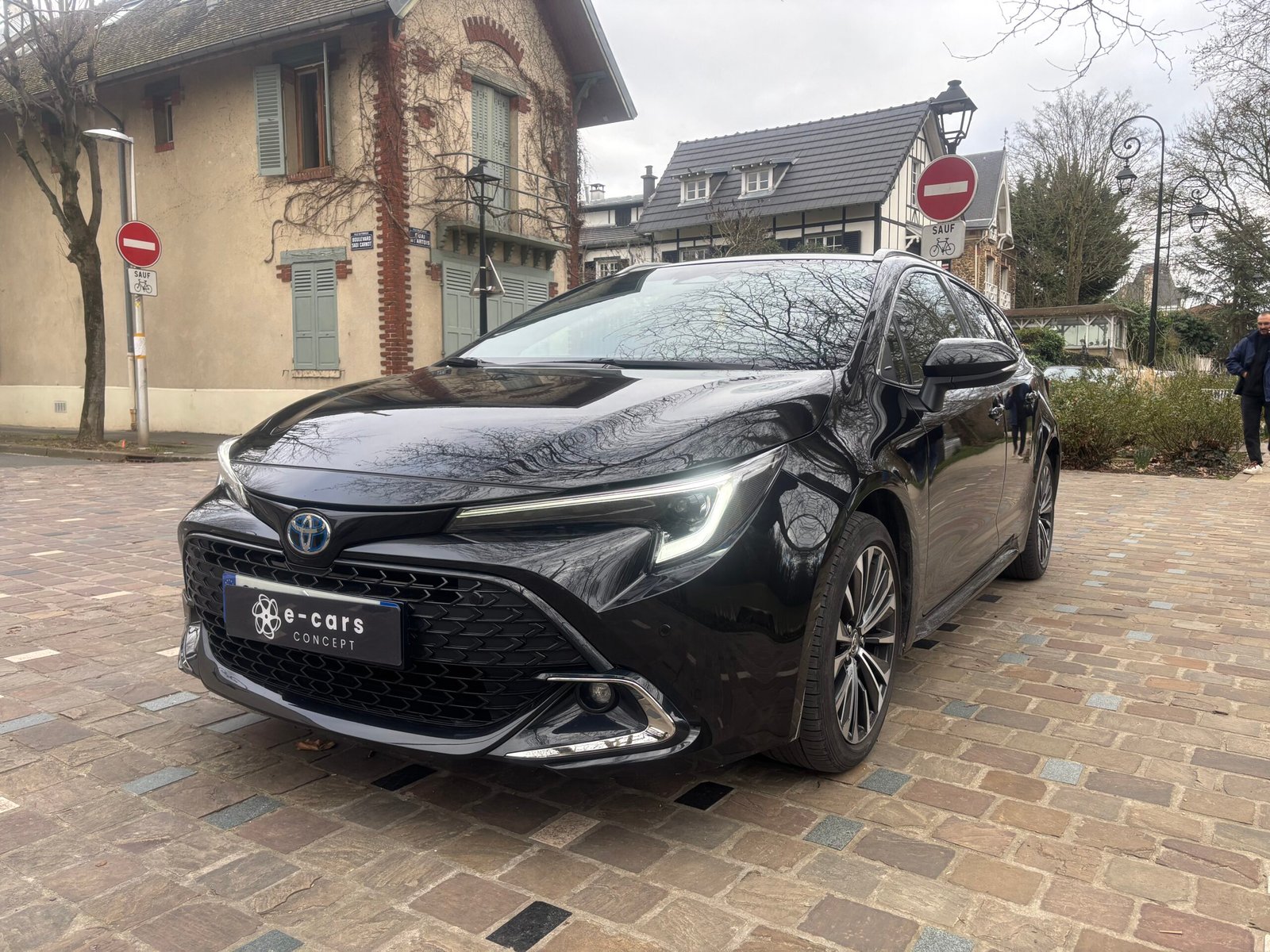 Toyota Corolla 140 Ch Design