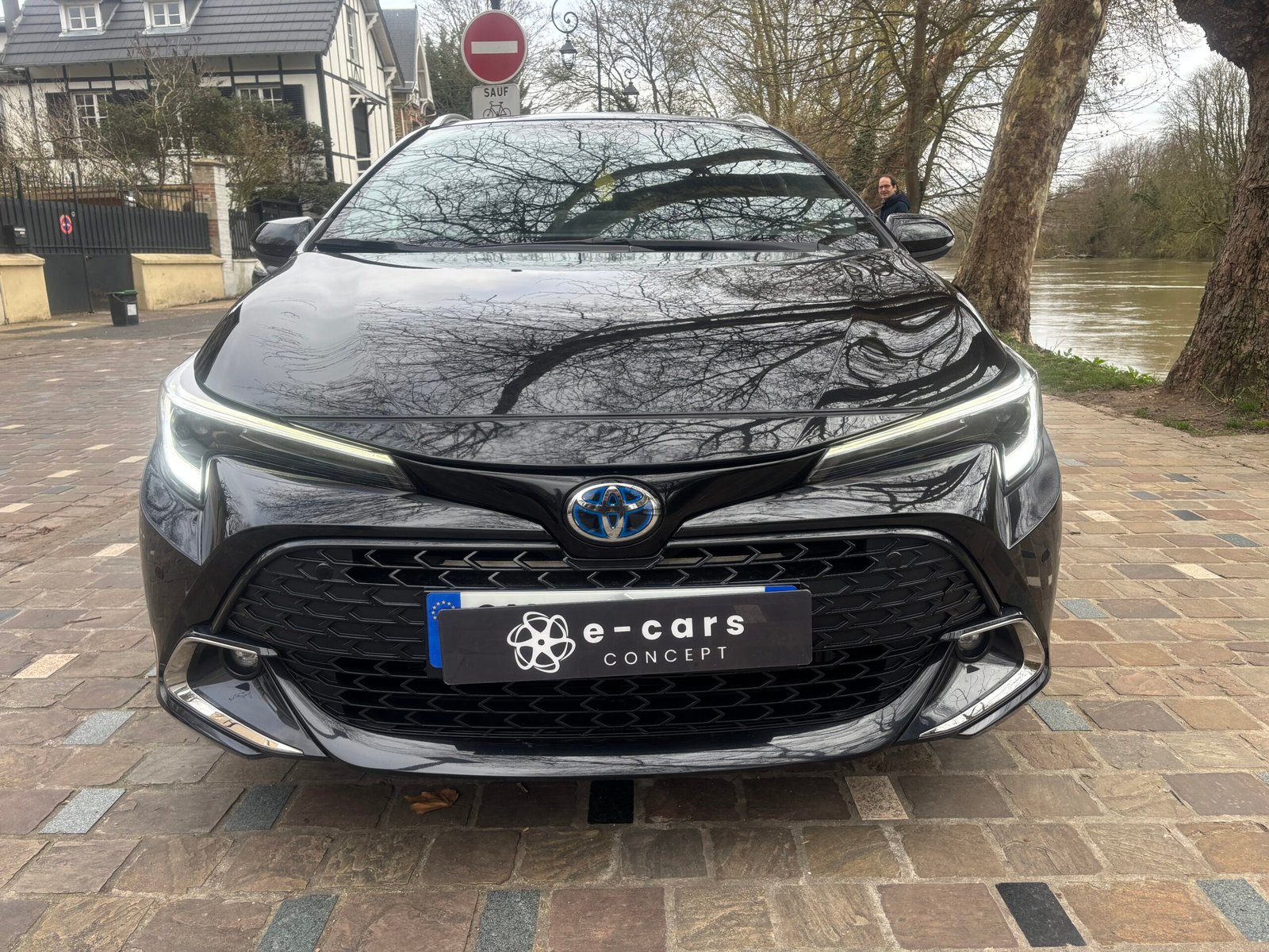 Toyota Corolla 140 Ch Design