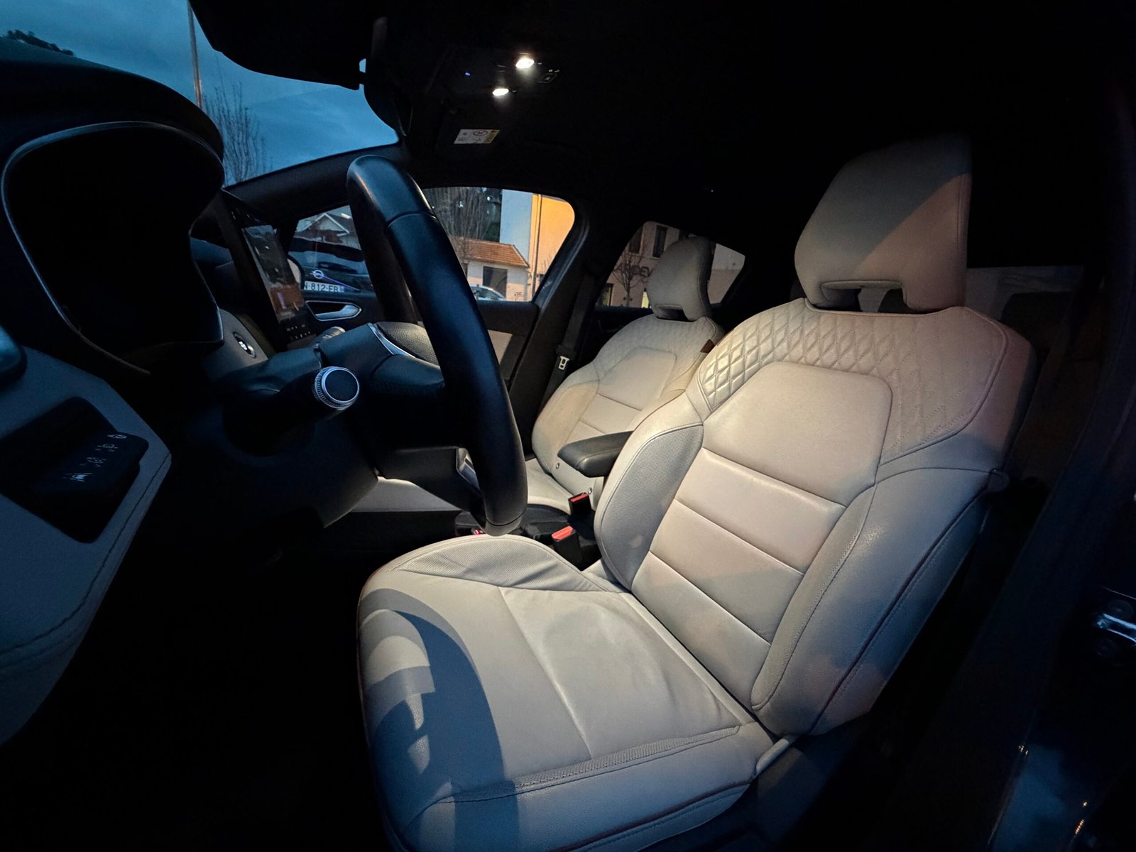 Renault Clio V INITIALE PARIS 1.0 tce 100ch