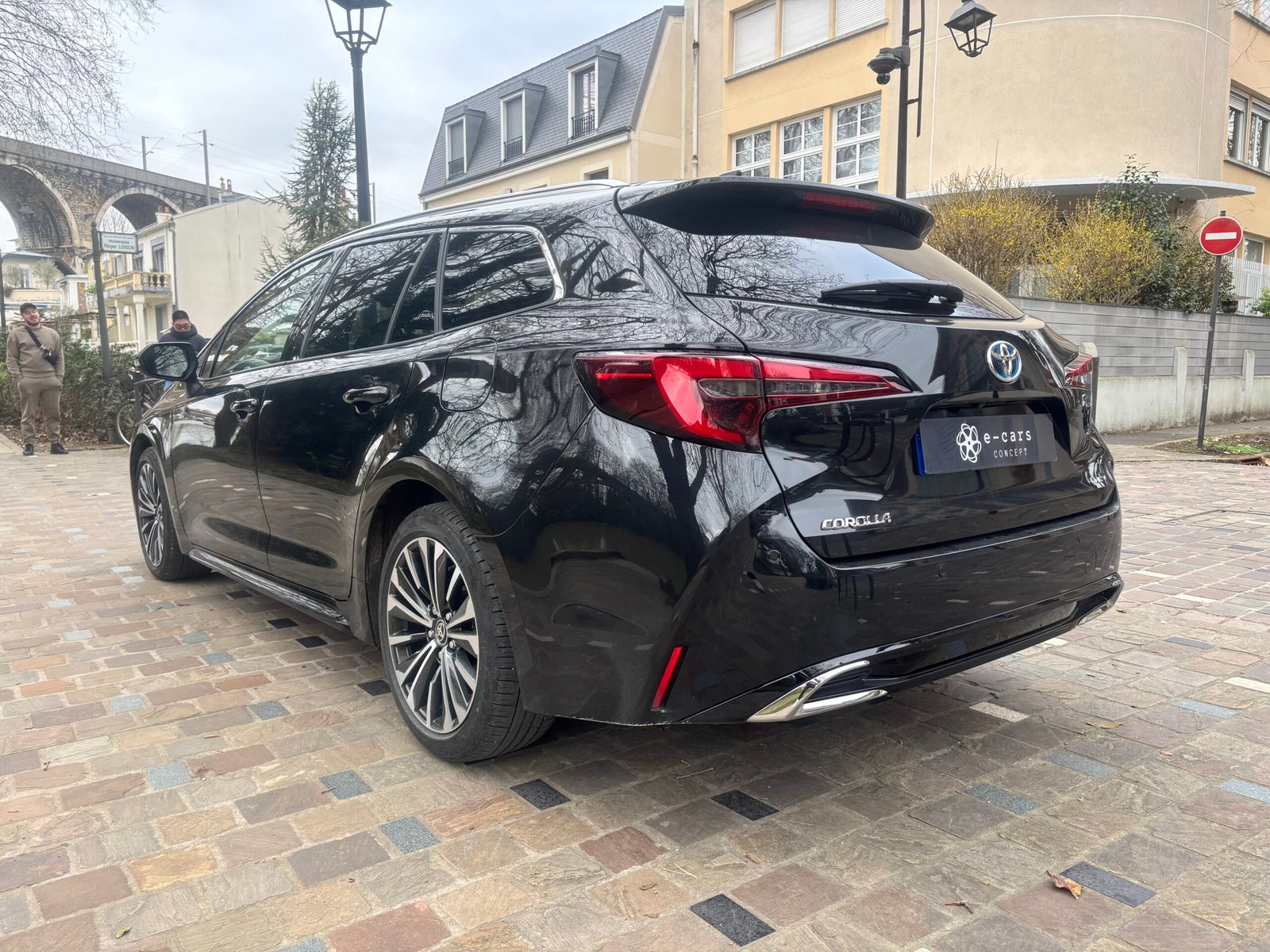 Toyota Corolla 140 Ch Design