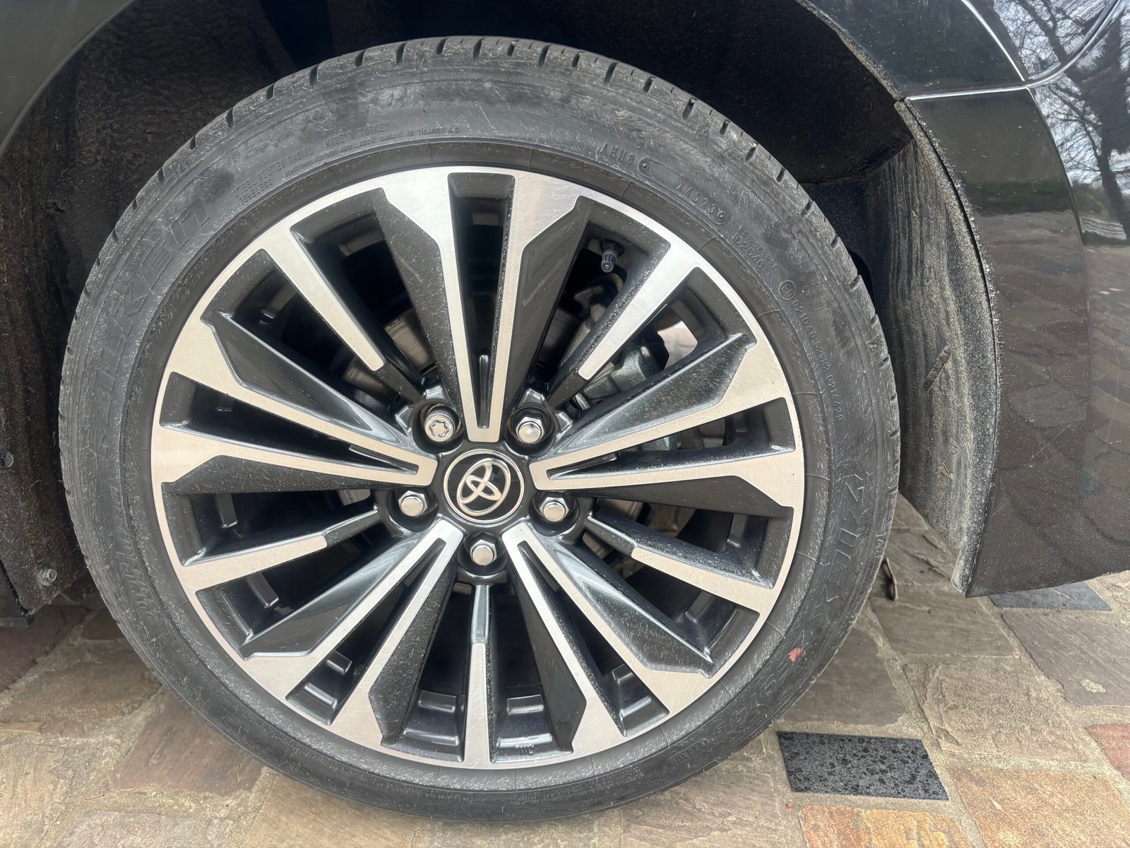 Toyota Corolla 140 Ch Design