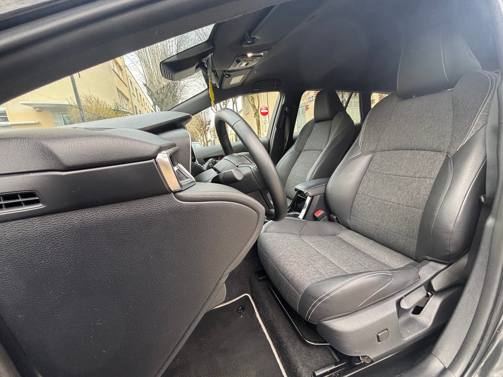 Toyota Corolla 140 Ch Design