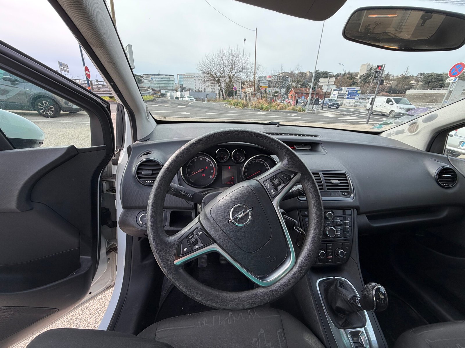 Opel Meriva B Phase 2 1.4 i Twinport 16V 100 cv