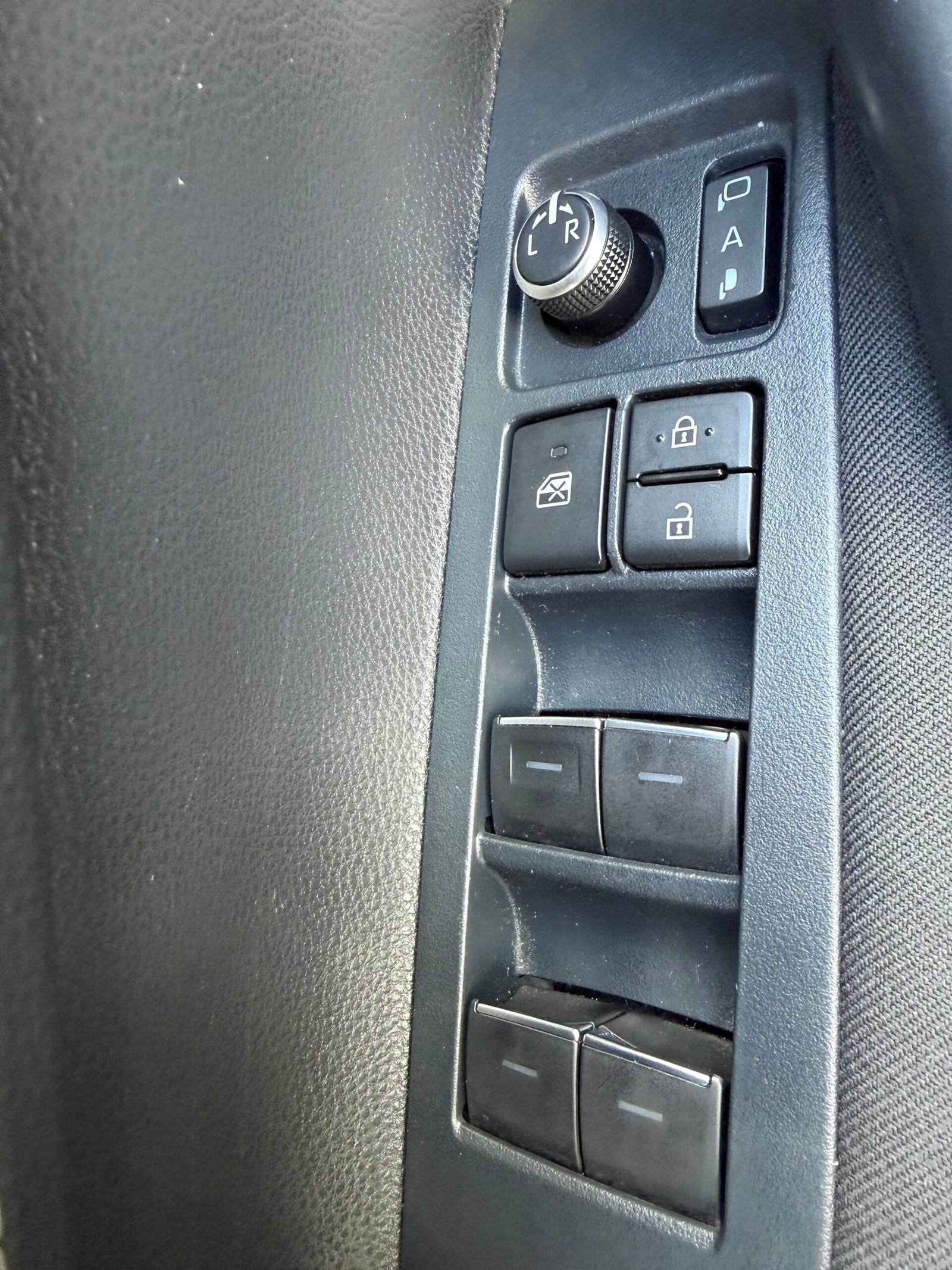 TOYOTA Corolla (210) 2.0 VVT-i 16V GPS 180 HSD CVT 152 cv Boîte auto Touring Sports