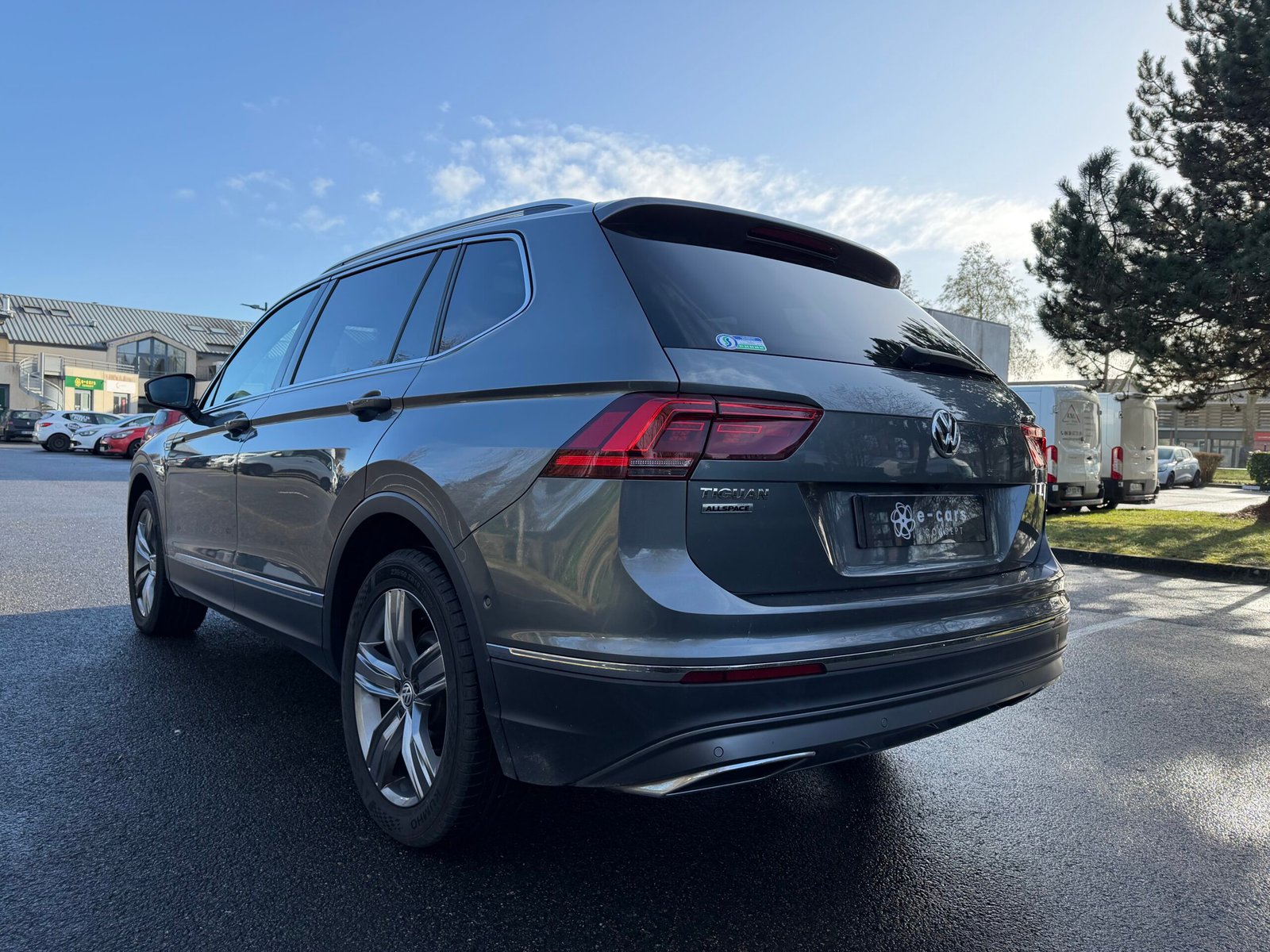 VOLKSWAGEN Tiguan Allspace 2.0 TDI 150 cv Boîte auto DSG7 Carat – Toit ouvrant panoramique