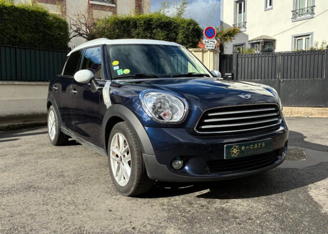 MINI COOPER COUNTRYMAN
