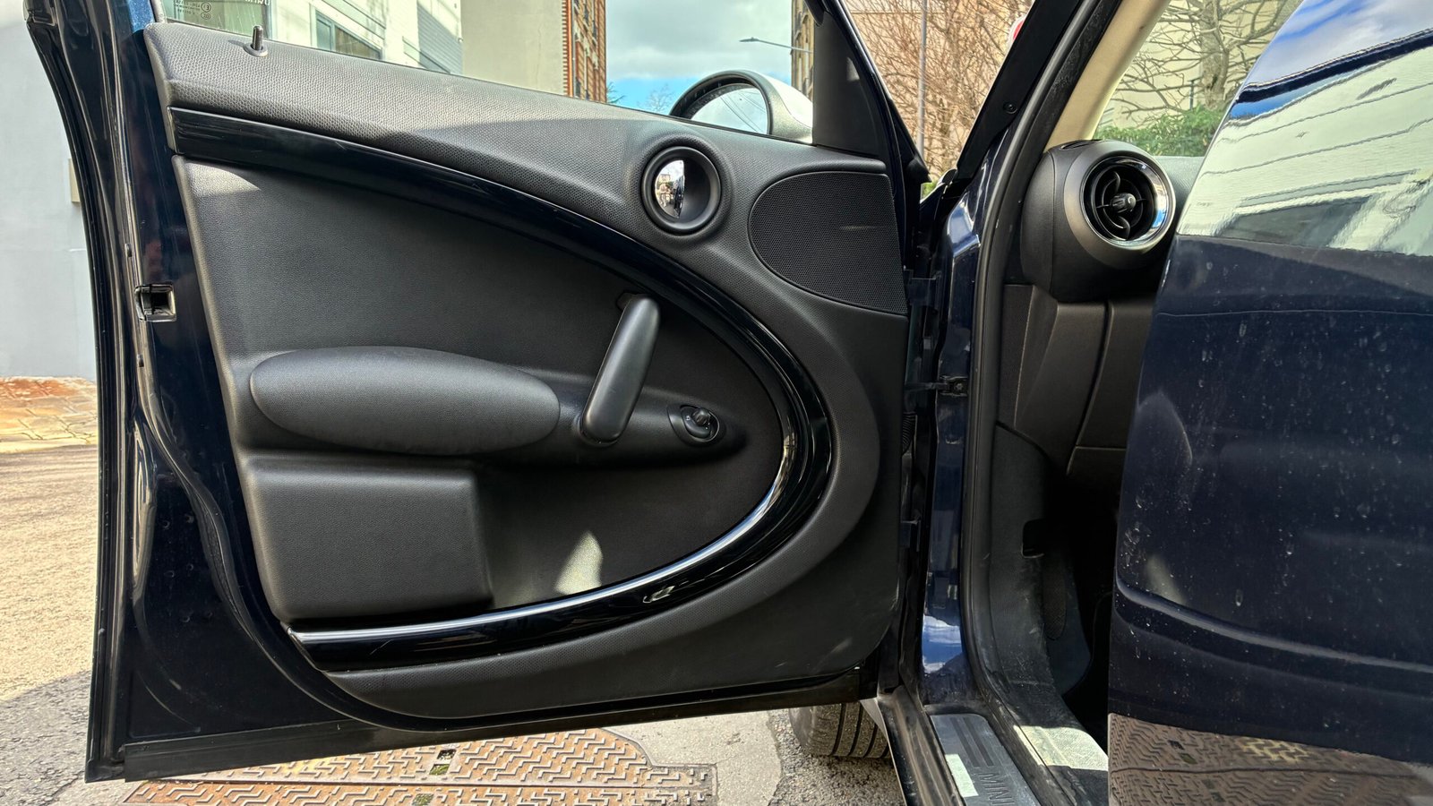 MINI COOPER COUNTRYMAN