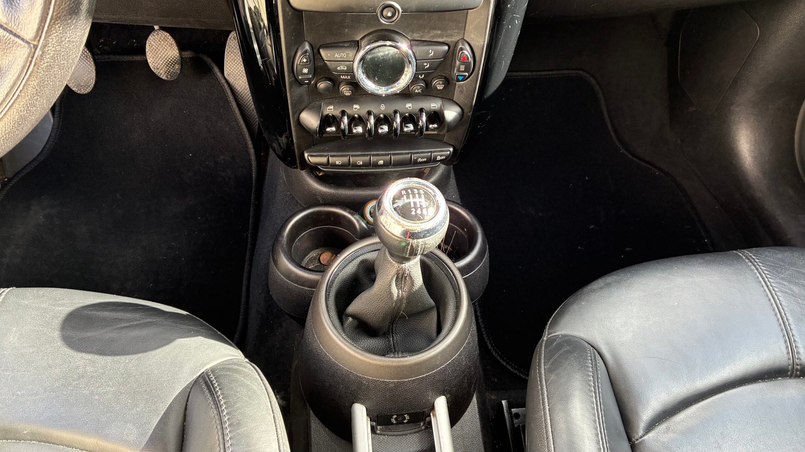 MINI COOPER COUNTRYMAN