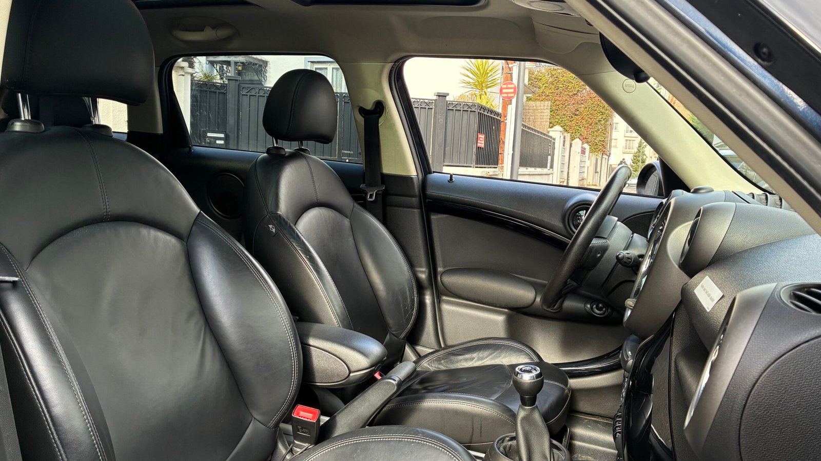 MINI COOPER COUNTRYMAN