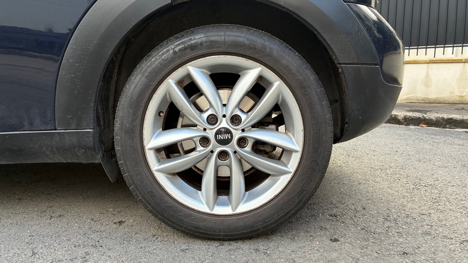 MINI COOPER COUNTRYMAN