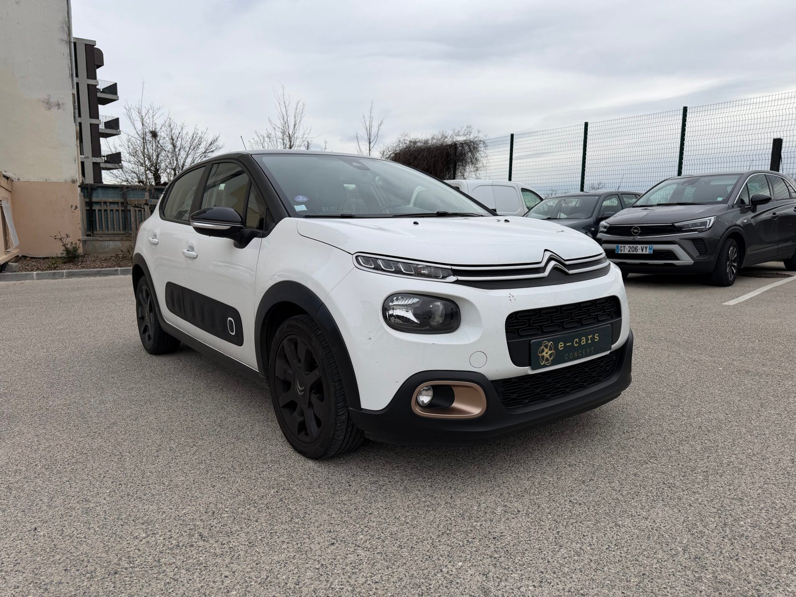 CITROËN C3 1.2 THP EAT6 110Ch “Shine”