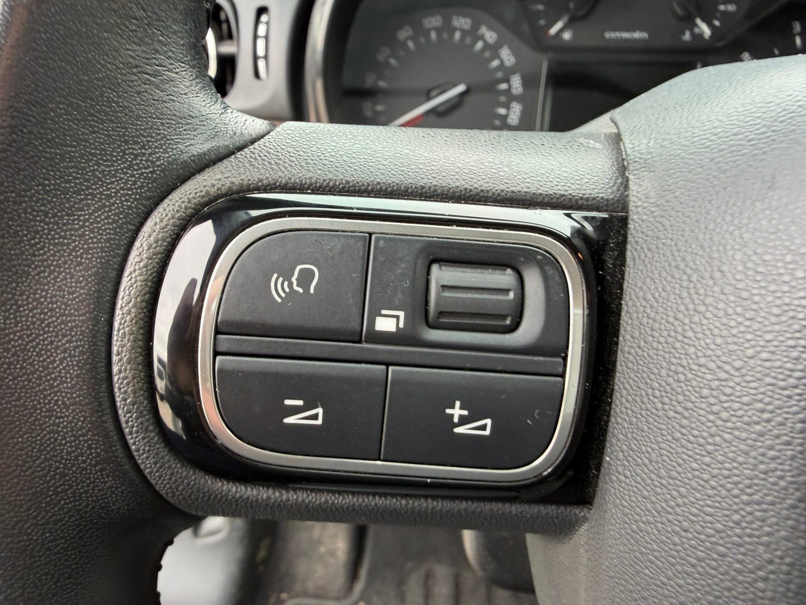 CITROËN C3 1.2 THP EAT6 110Ch “Shine”