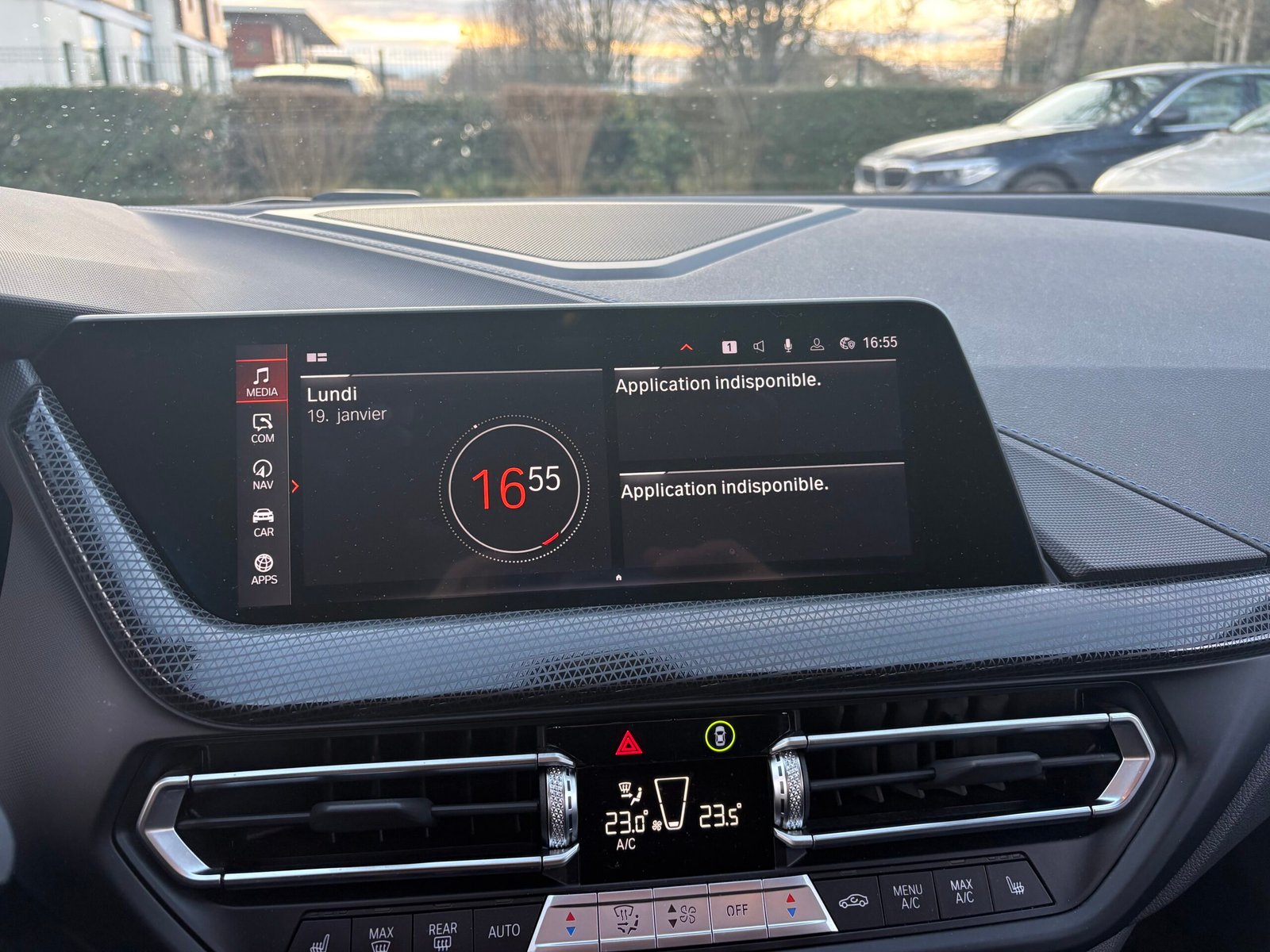 BMW Série 1 (F40) 120i 179ch « 50th Anniversary Edition »