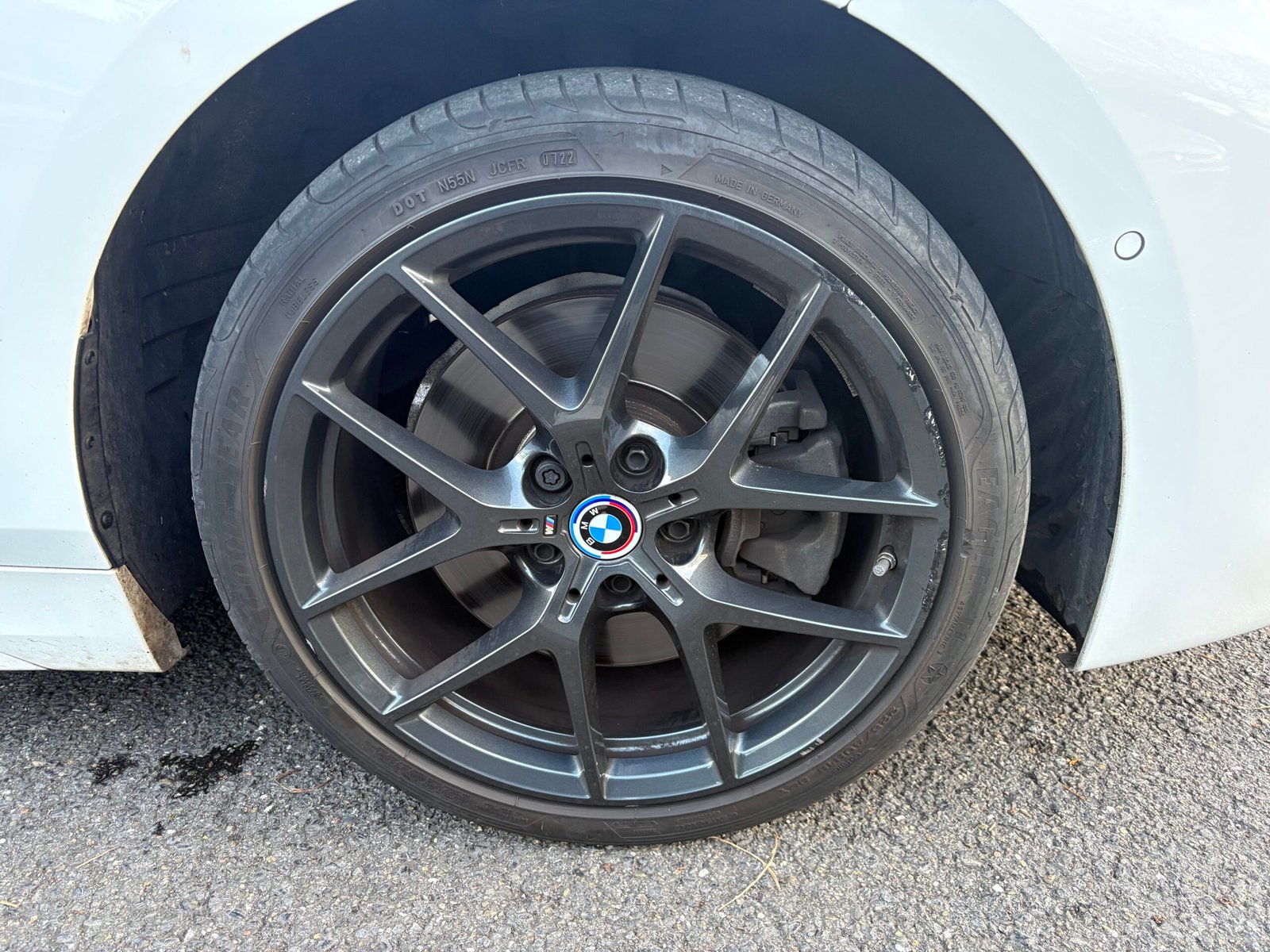 BMW Série 1 (F40) 120i 179ch « 50th Anniversary Edition »