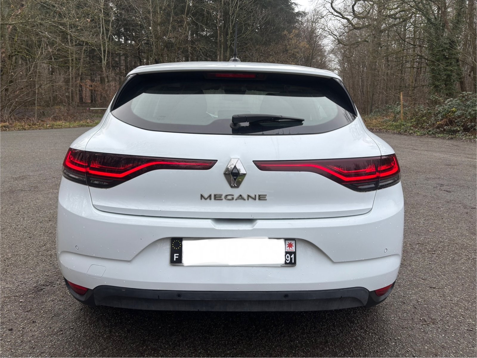 RENAULT Mégane IV Phase 2 Hatchback 1.5 Blue dCi EDC7 115 cv