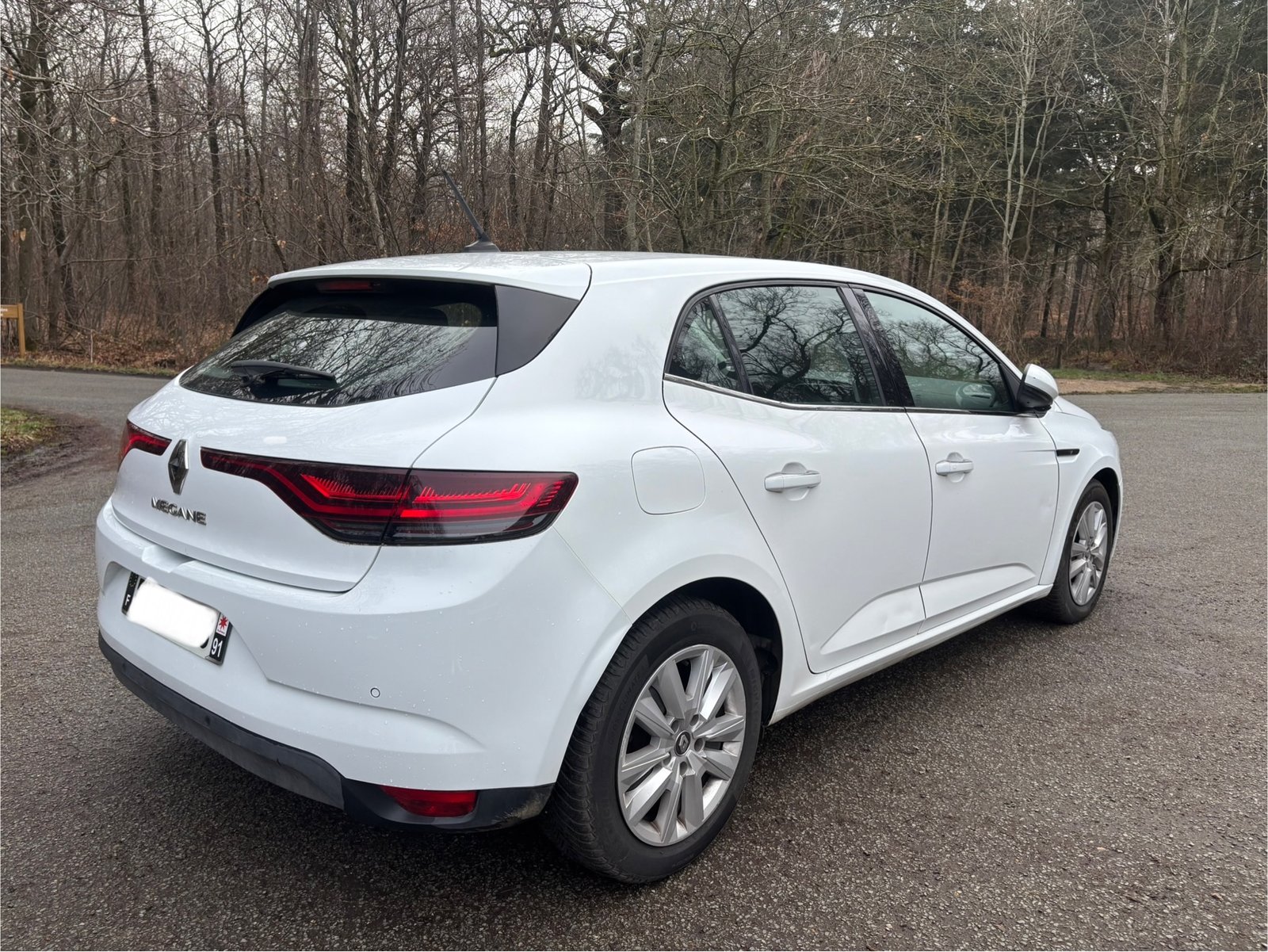 RENAULT Mégane IV Phase 2 Hatchback 1.5 Blue dCi EDC7 115 cv
