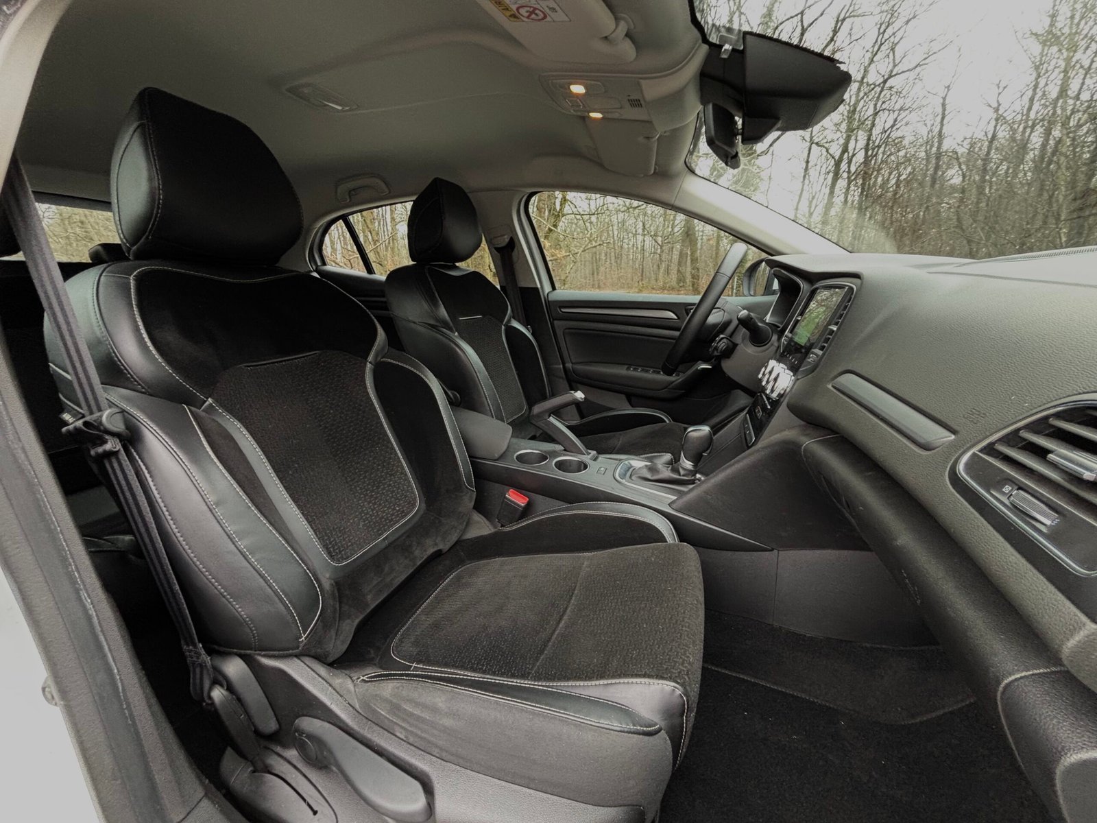 RENAULT Mégane IV Phase 2 Hatchback 1.5 Blue dCi EDC7 115 cv