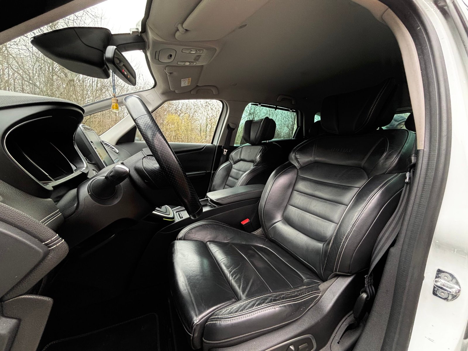 RENAULT Scénic IV 1.6 dCi EDC6 161 cv INITIALE PARIS