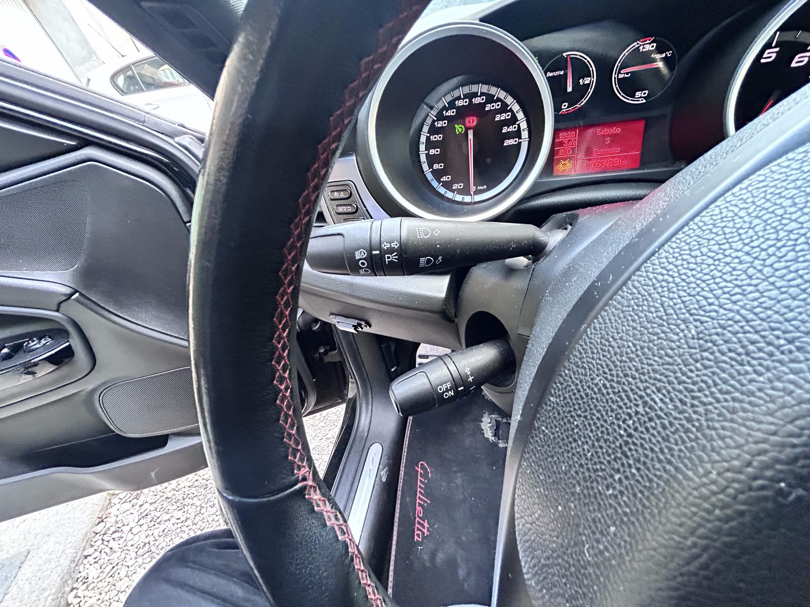 ALPHA ROMEO GIULLIETTA 1.4 i Turbo 170 CH