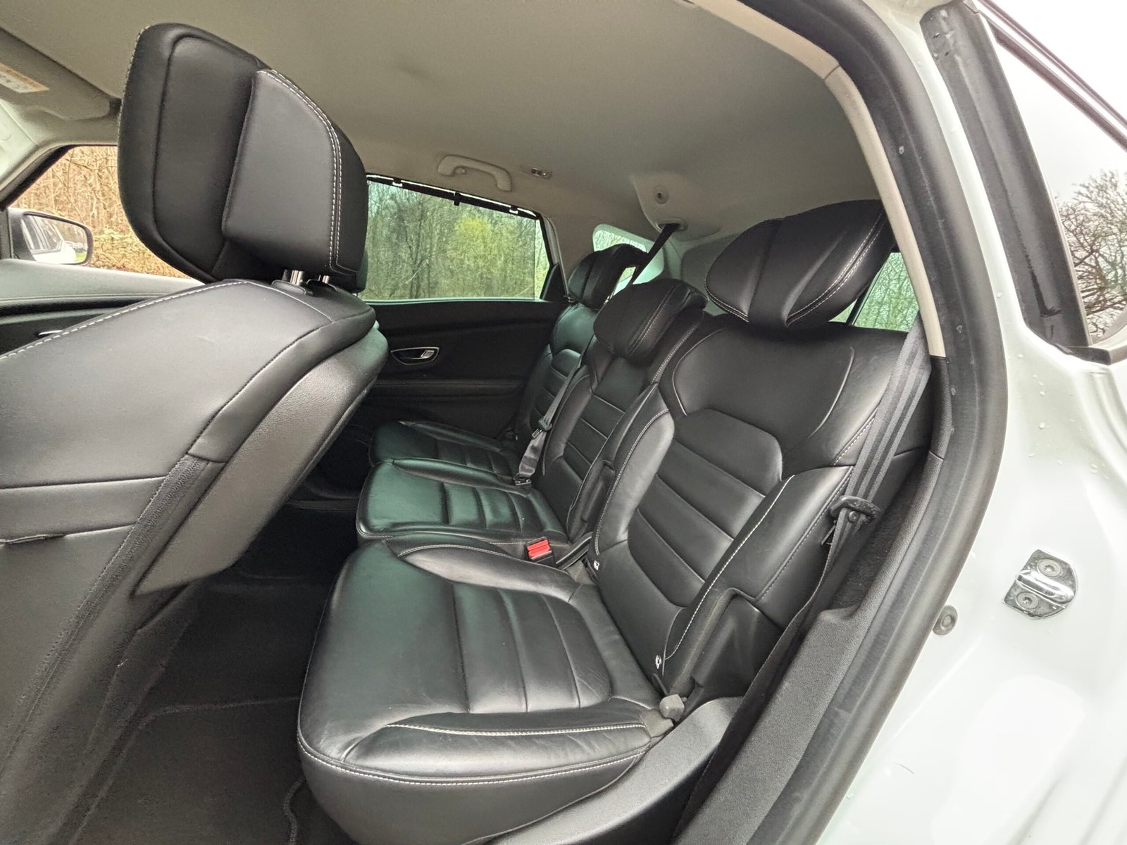 RENAULT Scénic IV 1.6 dCi EDC6 161 cv INITIALE PARIS