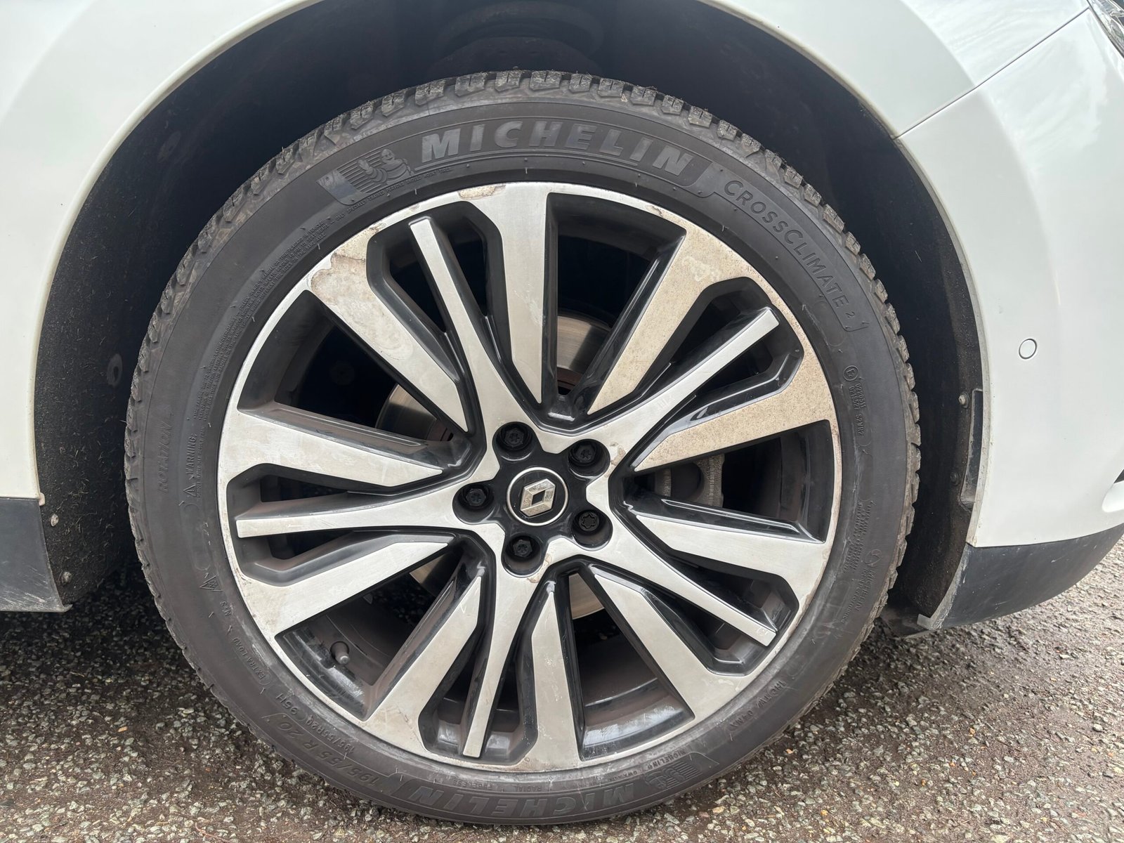 RENAULT Scénic IV 1.6 dCi EDC6 161 cv INITIALE PARIS