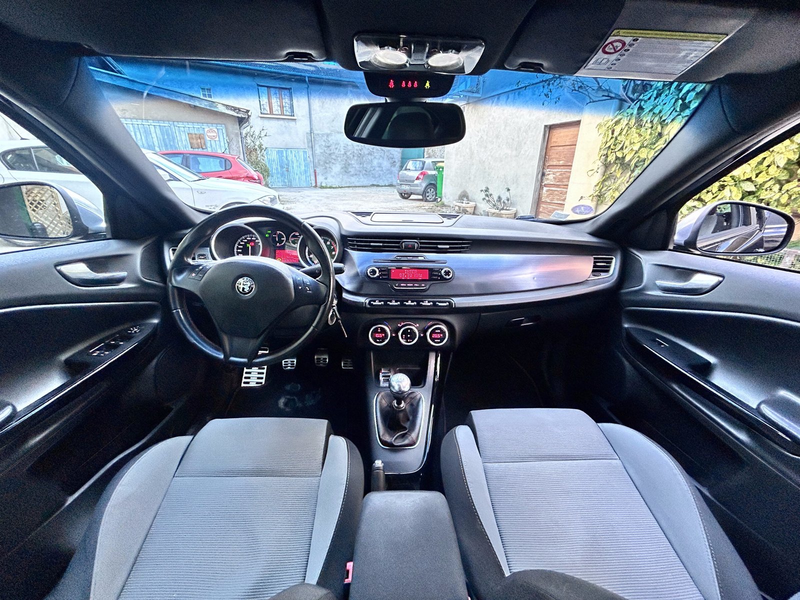 ALPHA ROMEO GIULLIETTA 1.4 i Turbo 170 CH