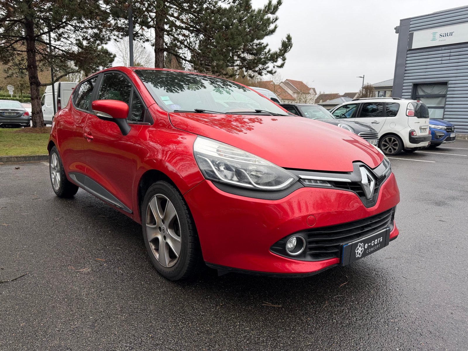 RENAULT Clio IV 5 Portes 1.2 TCe 118 cv Boîte auto INTENS