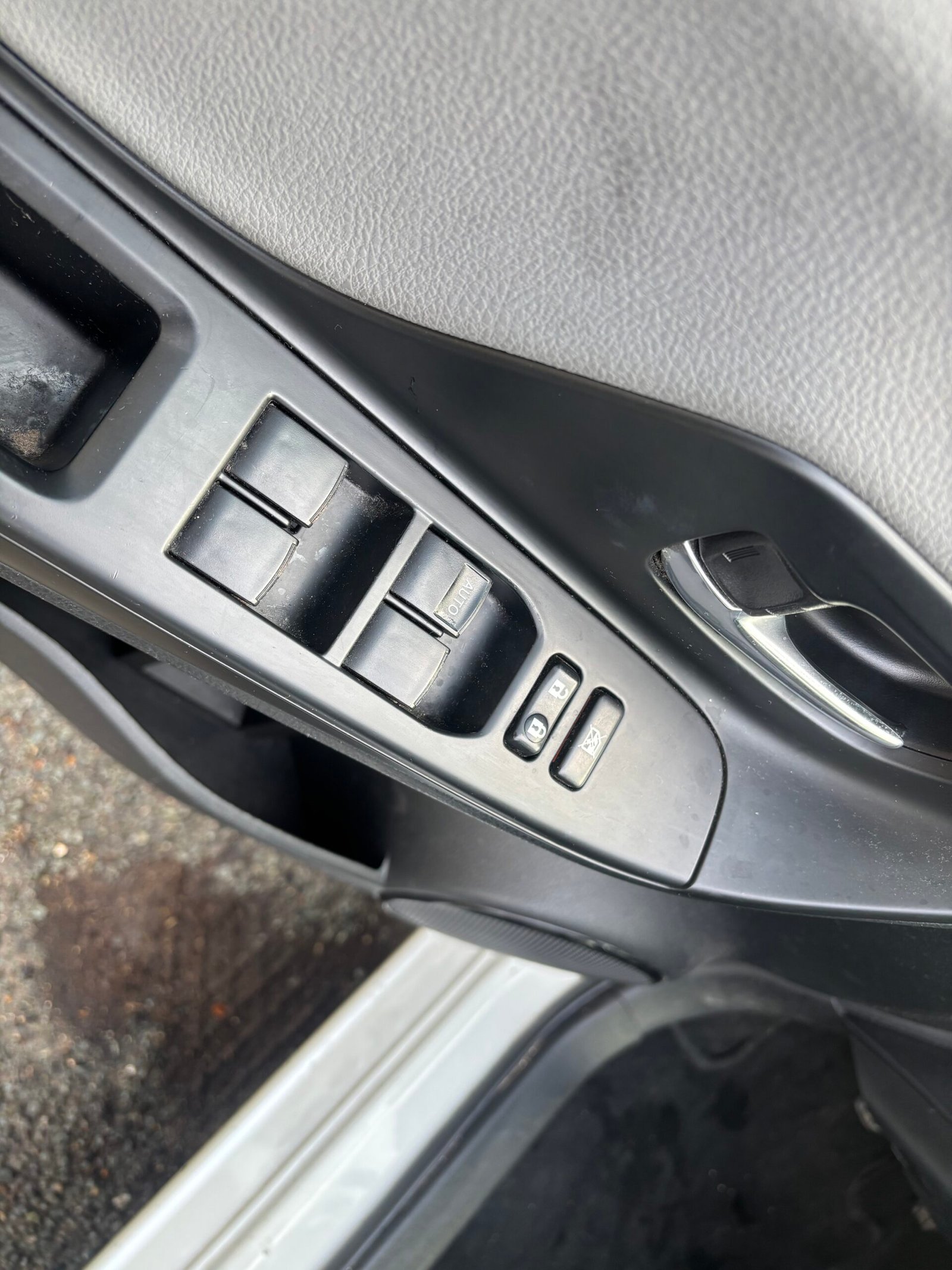 TOYOTA Yaris 3 Phase 2 1.3 VVTi 16V 99 cv COLLECTION