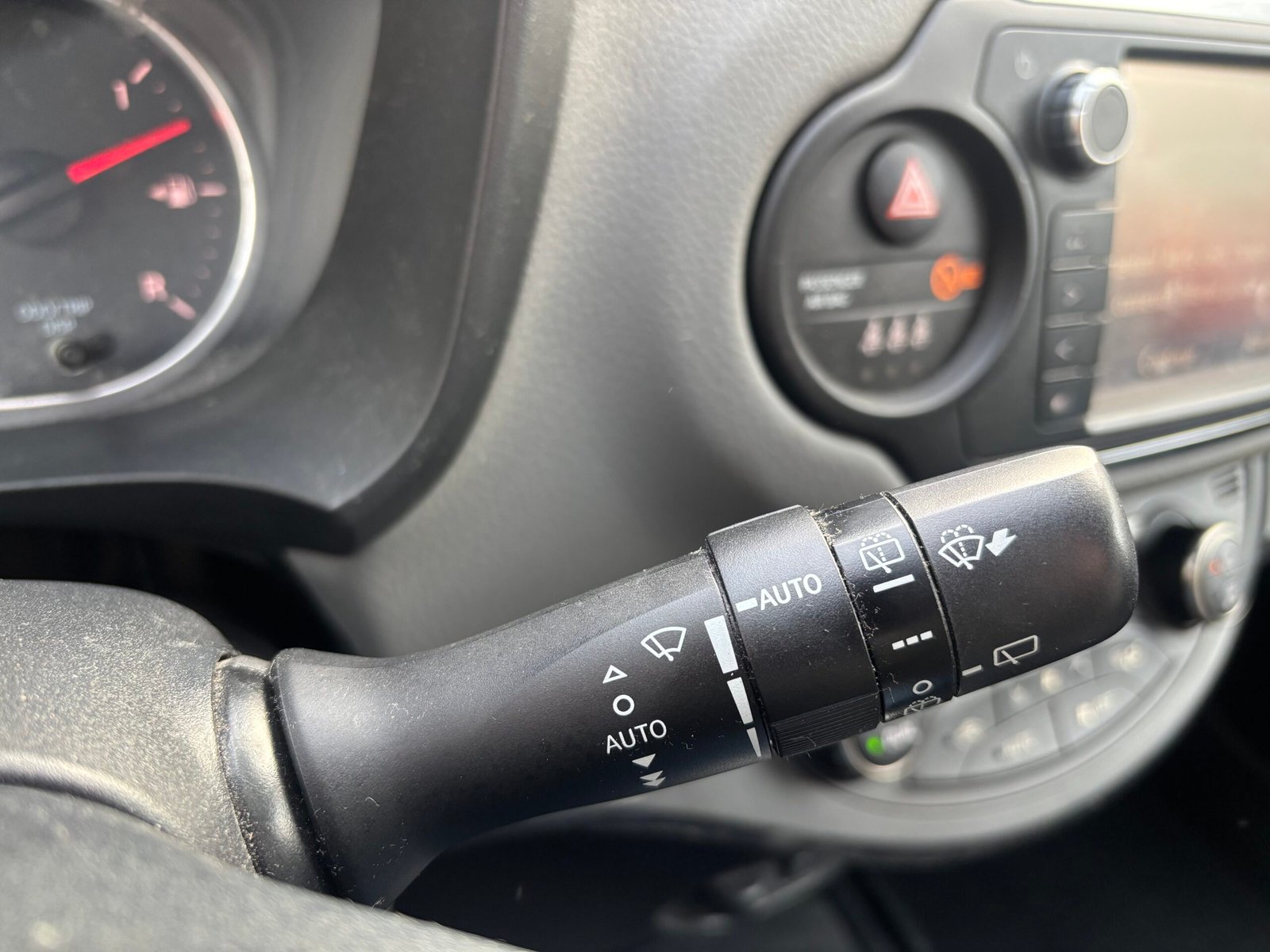 TOYOTA Yaris 3 Phase 2 1.3 VVTi 16V 99 cv COLLECTION