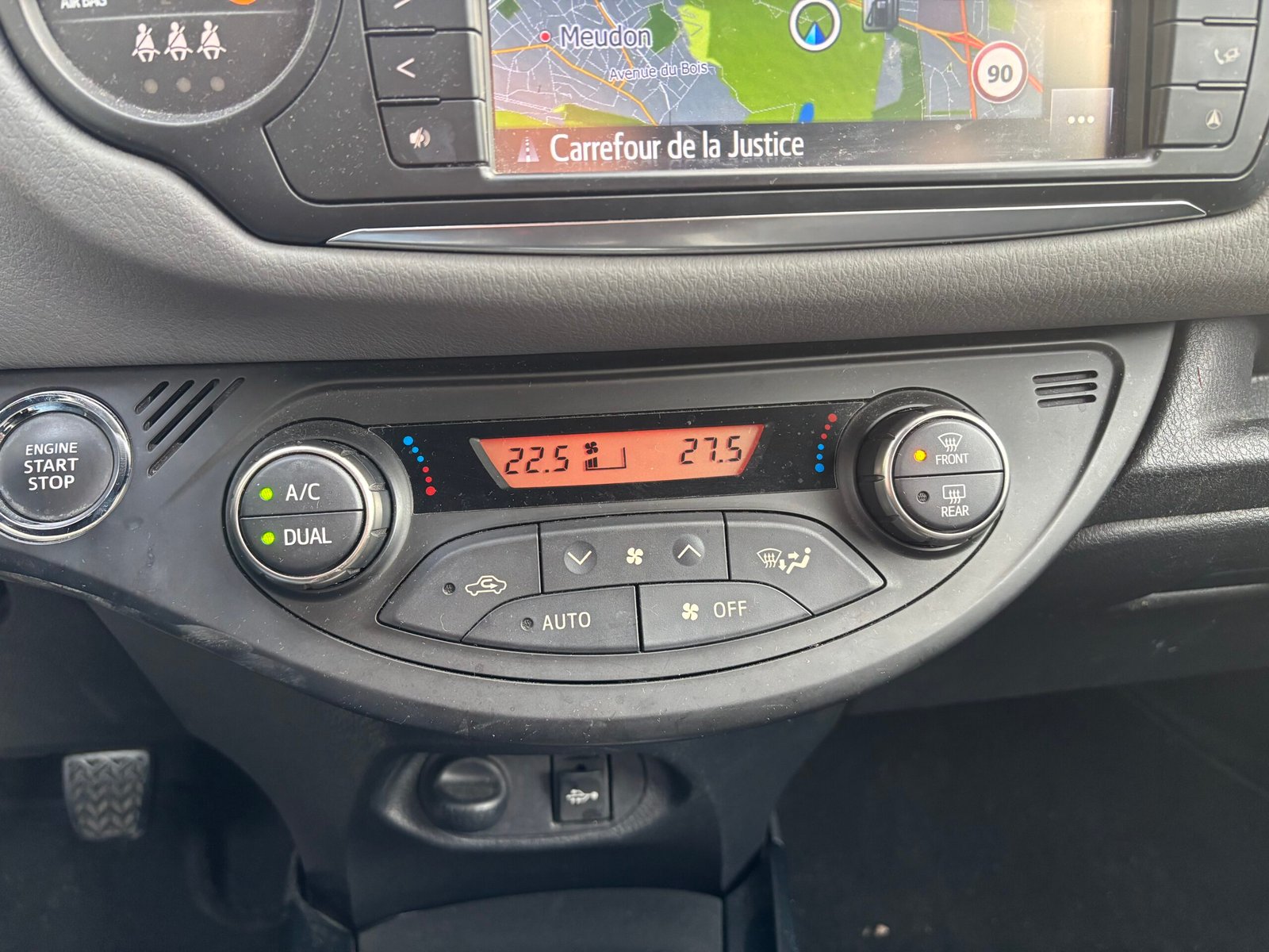 TOYOTA Yaris 3 Phase 2 1.3 VVTi 16V 99 cv COLLECTION