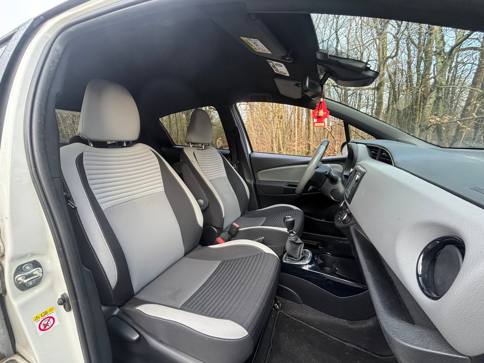 TOYOTA Yaris 3 Phase 2 1.3 VVTi 16V 99 cv COLLECTION